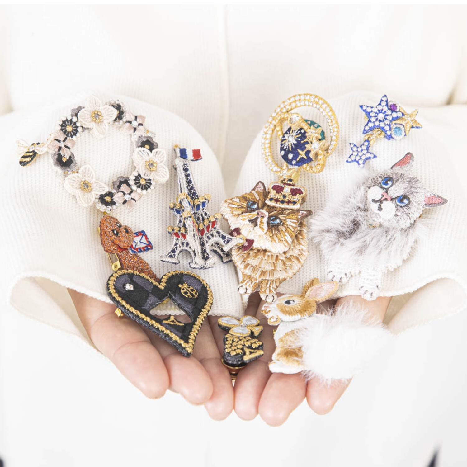 ラカム ドリームトリップシリーズ 手作業組み立て 立体刺しゅうブローチ ２点セット