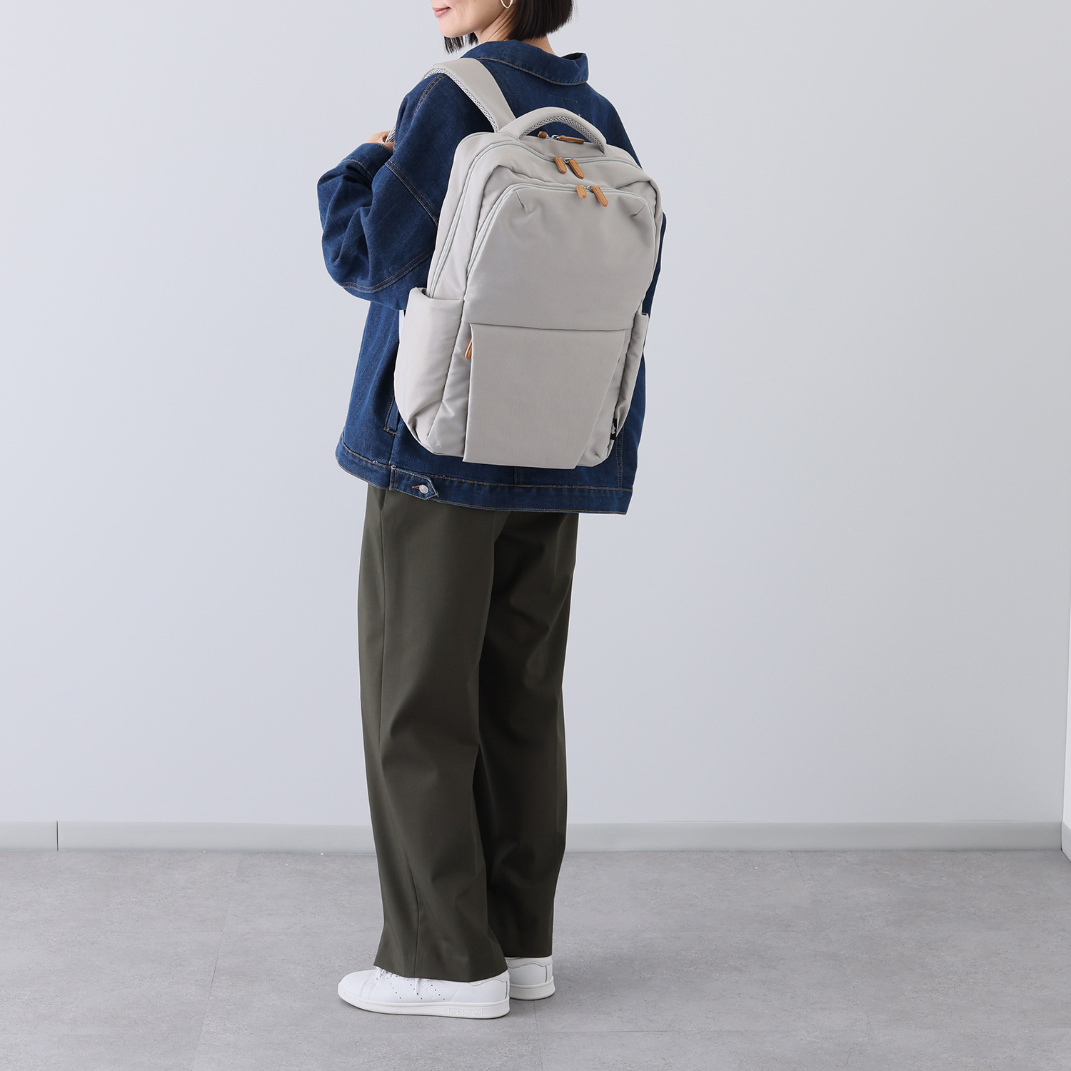 カバッグ はっ水ナイロン ガバッと開く前ポケット付 時短リュック“グランデ”