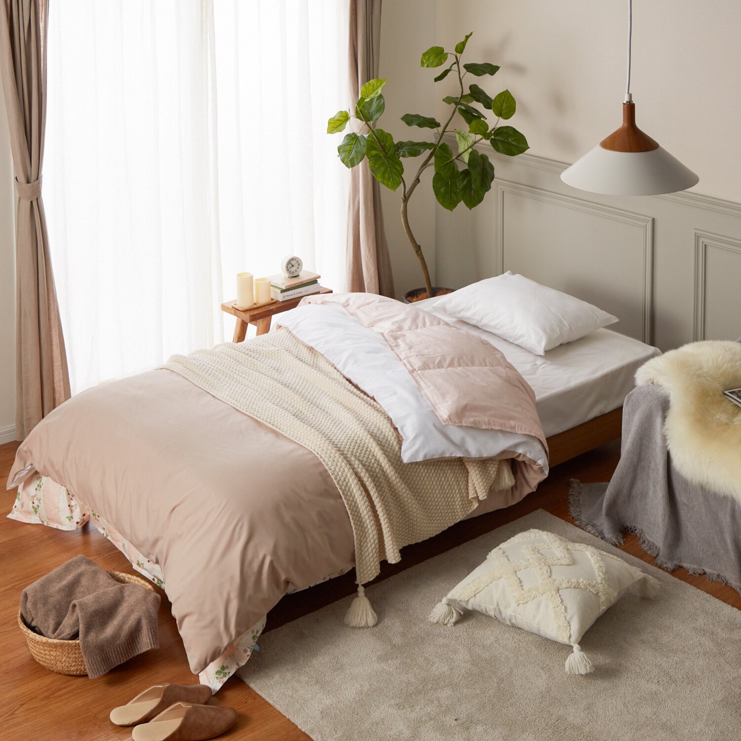 ウェッジウッド ワイルドストロベリー コットン１００％生地 洗える羽毛肌掛けふとん ＜シングル＞