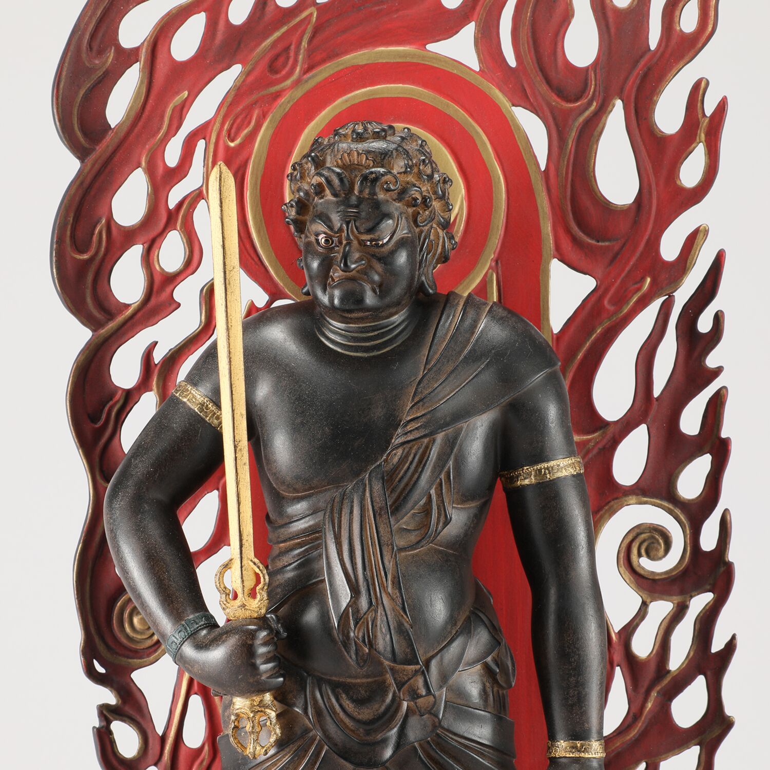 イスム 不動明王立像