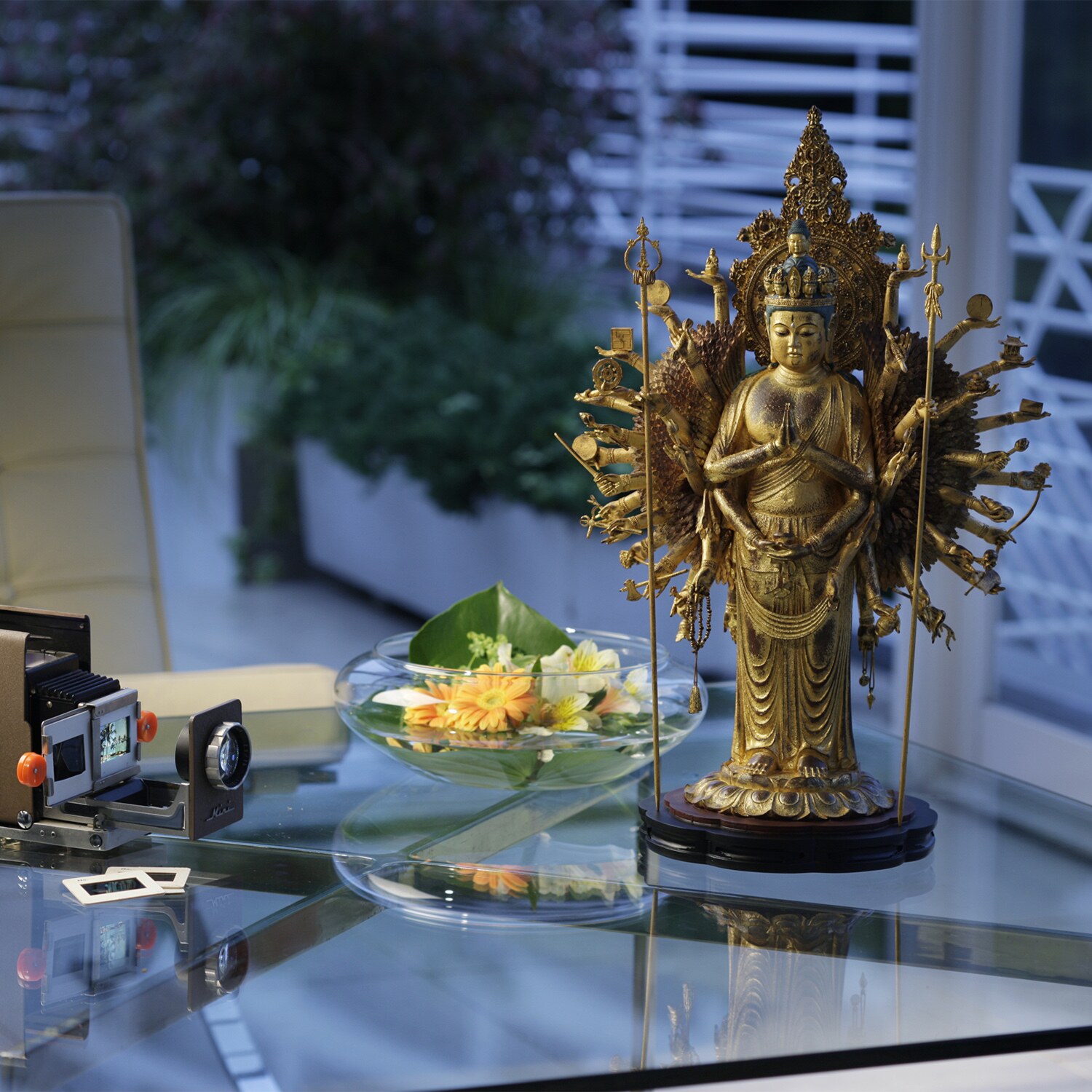 イスム 千手観音像