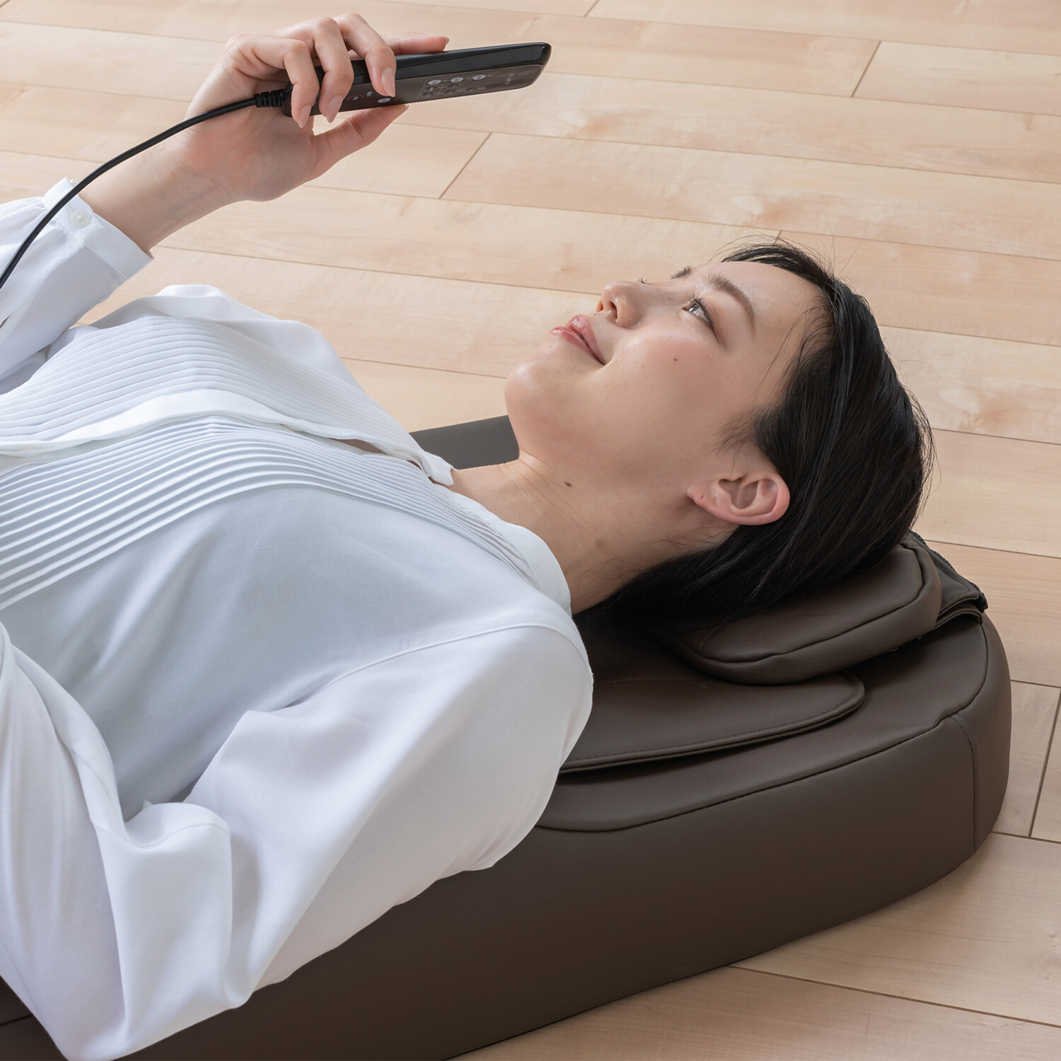 エイミー マッサージマット まるで手もみ感覚！ 寝転びながら 本格マッサージ ＡＩＭ−１４１