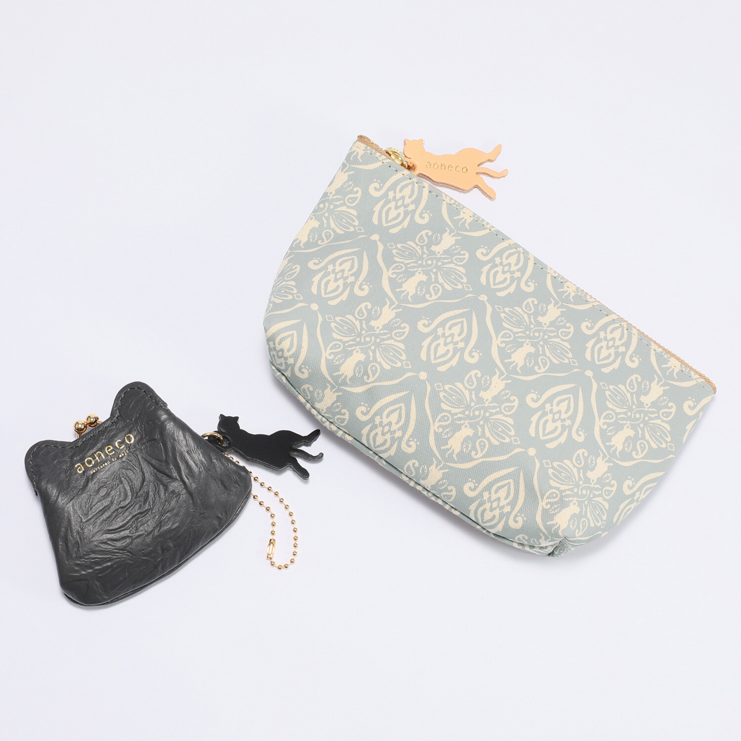 アオネコ がま口マイクロケース＆ ポーチＳ ＜保護ネコ寄付チケット 　７７０円分付＞