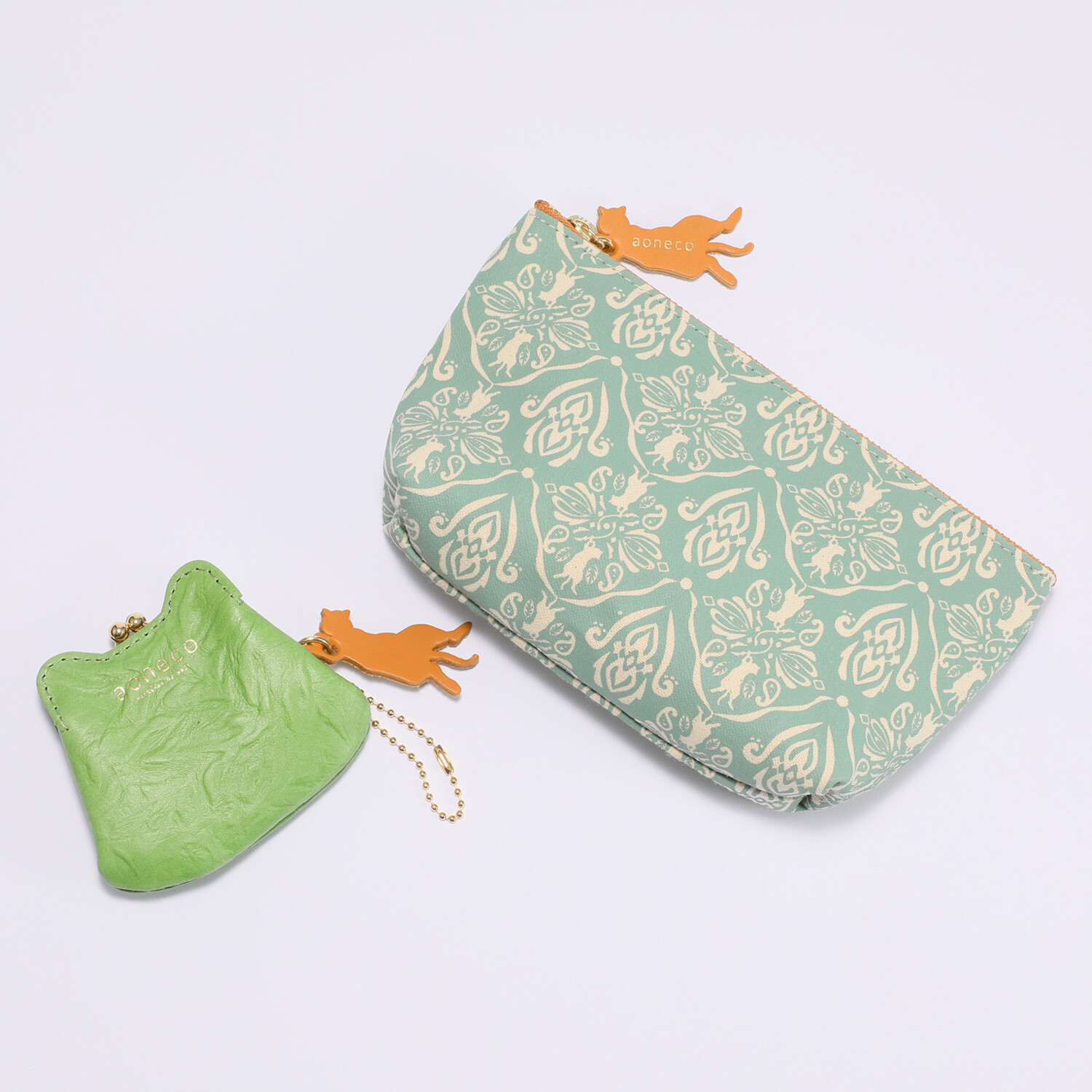 アオネコ がま口マイクロケース＆ ポーチＳ ＜保護ネコ寄付チケット 　７７０円分付＞