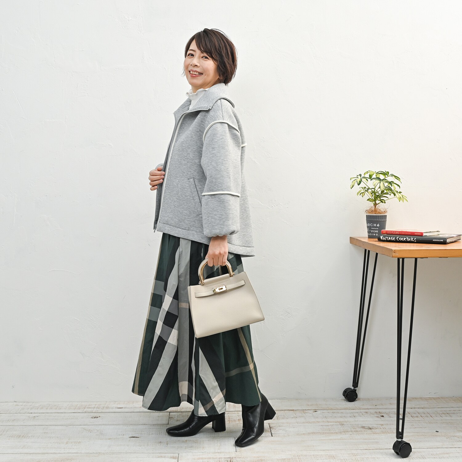 アンリック　オー　ブルー ソフトダンボール パイピングアクセント バックシャン エアーブルゾン