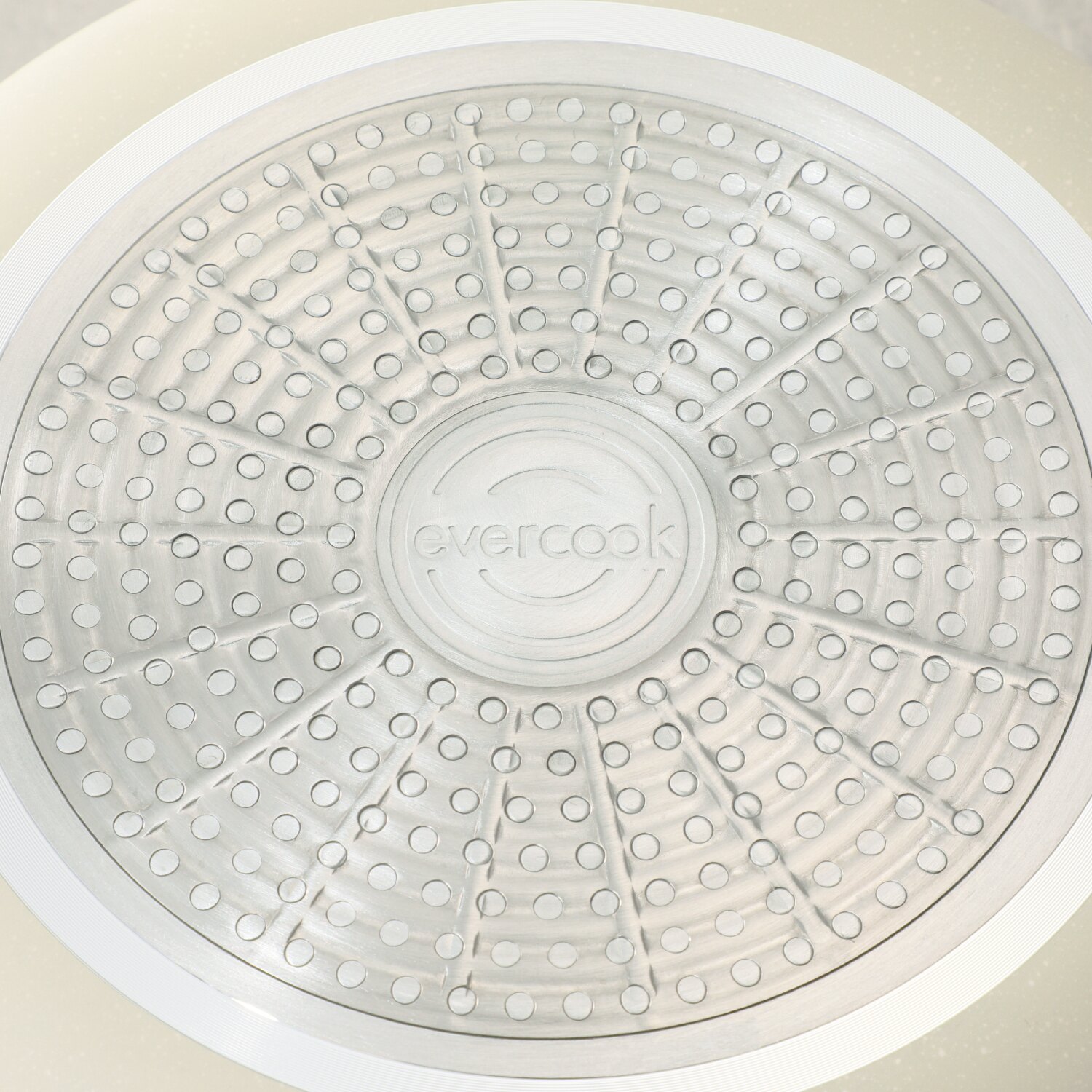 自信のこびりつきにくさ こだわりのデザインで 毎日使いたくなる フライパン ｅｖｅｒｃｏｏｋＤＥＣＯ フライパン ＜２６ｃｍ＞