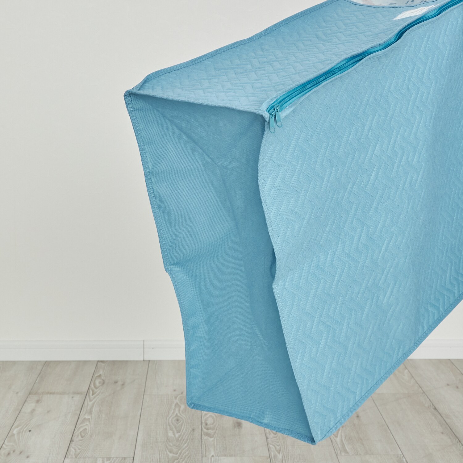 クラレトレーディング ダブルファスナー仕様で 洋服の出し入れ簡単 汚れ・ホコリ・花粉など しっかりブロック！ まとめて洋服カバー 同色２個セット ＜ショート＞ 