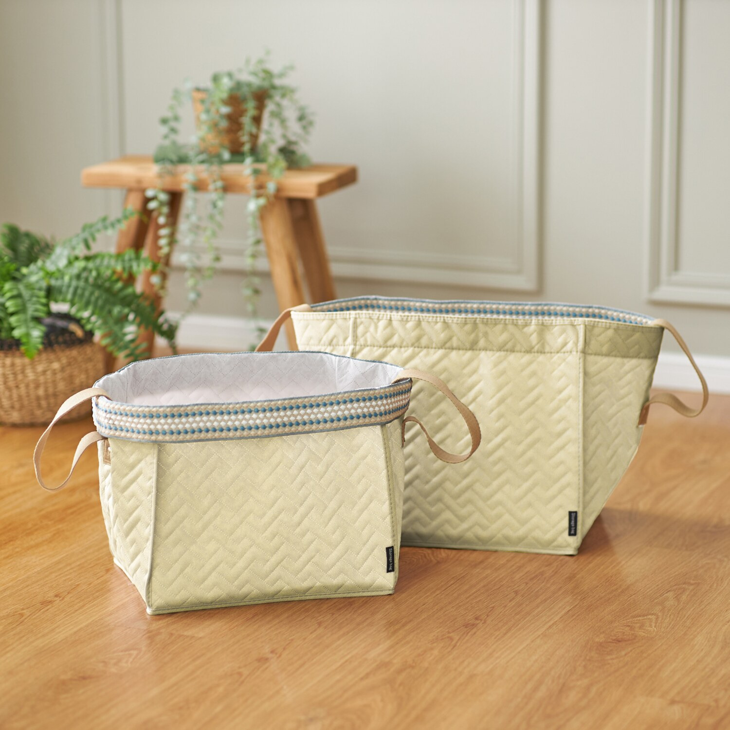 クラレトレーディング 散らかりがちな 衣類や小物を一時置き ちょい入れ 消臭折りたたみＢＯＸ