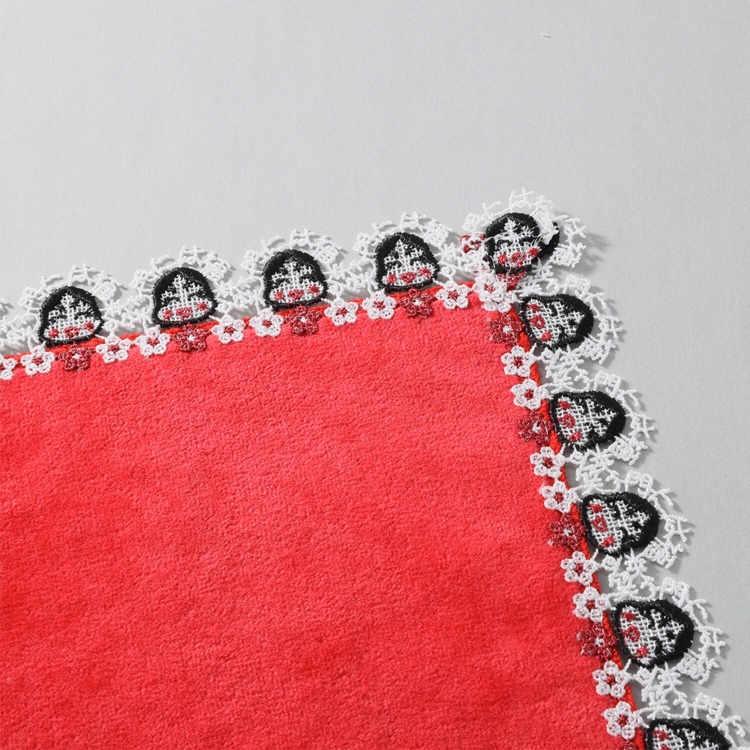 近沢レース店 柔らかな生地感 レースアクセント 魅せるタオルハンカチ４枚 ＜ユニークセット＞