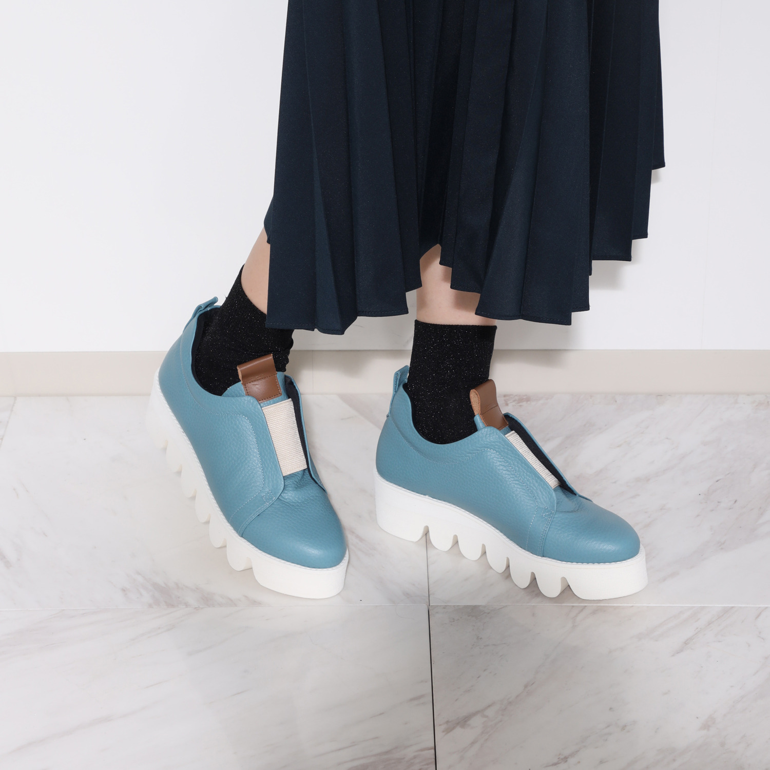 ヒルズアヴェニュー ＜日本製＞ 山羊革スリッポン “シドニー”