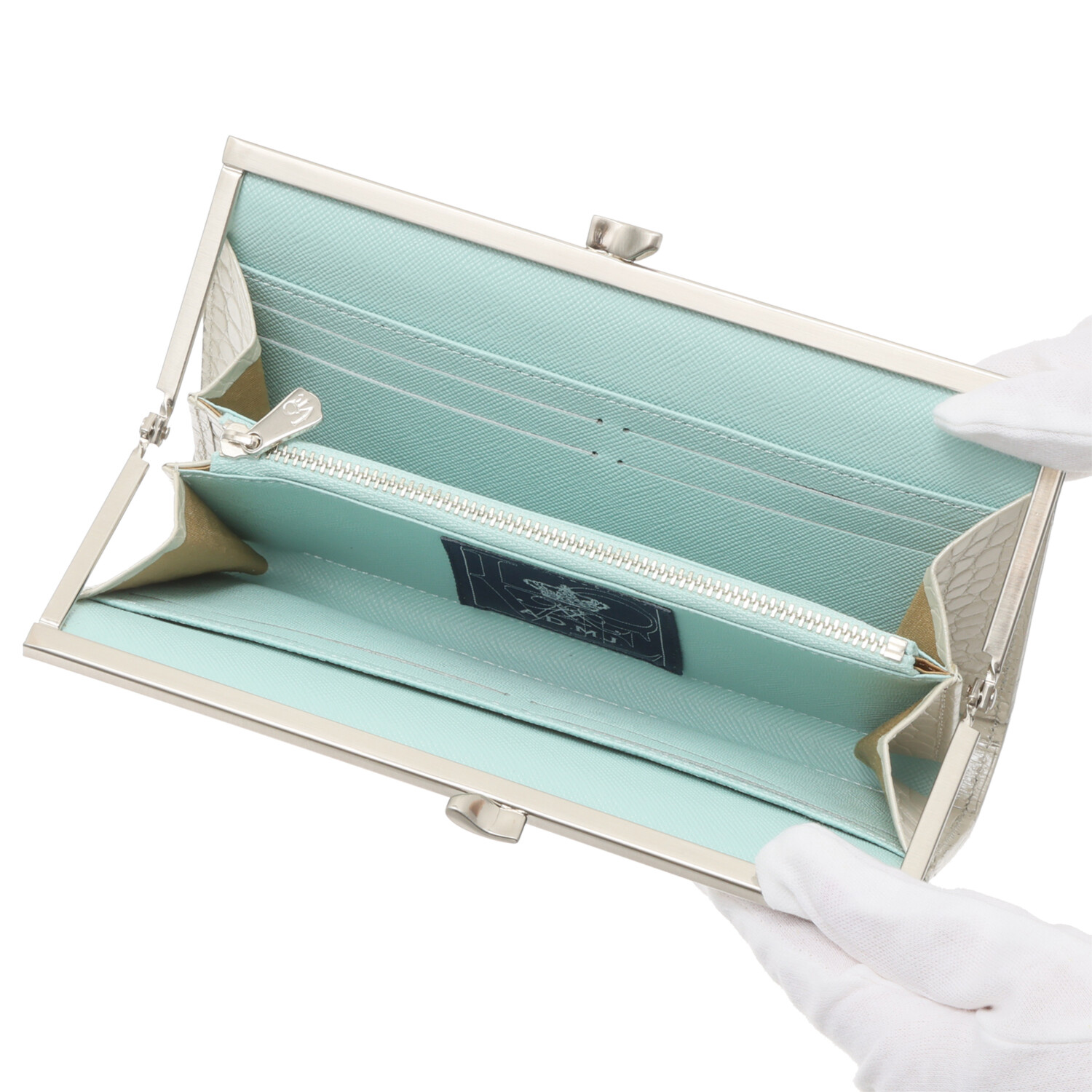 エーディーエムジェイ ＴＨＥ　ＢＥＥ 牛革クロコダイル型押し 洗練ウォレット