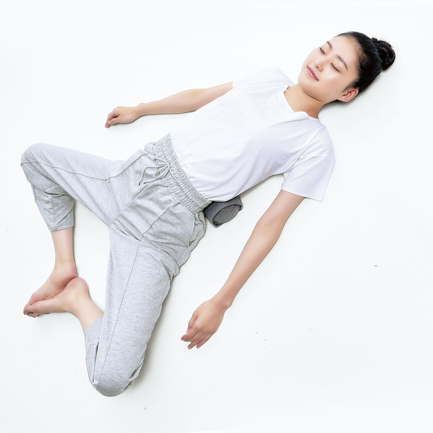 首・肩スッキリ！ 簡単ストレッチ枕 ひのきの香り ネックピロー ひのきオイル付セット