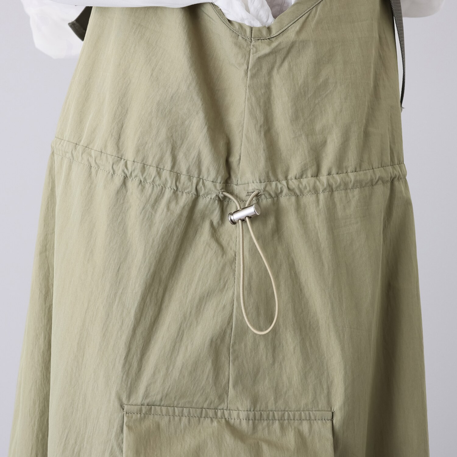 エムズ　スタイル ビンテージ風綿ナイロン 配色肩ベルト カーゴデザイン ジャンパースカート