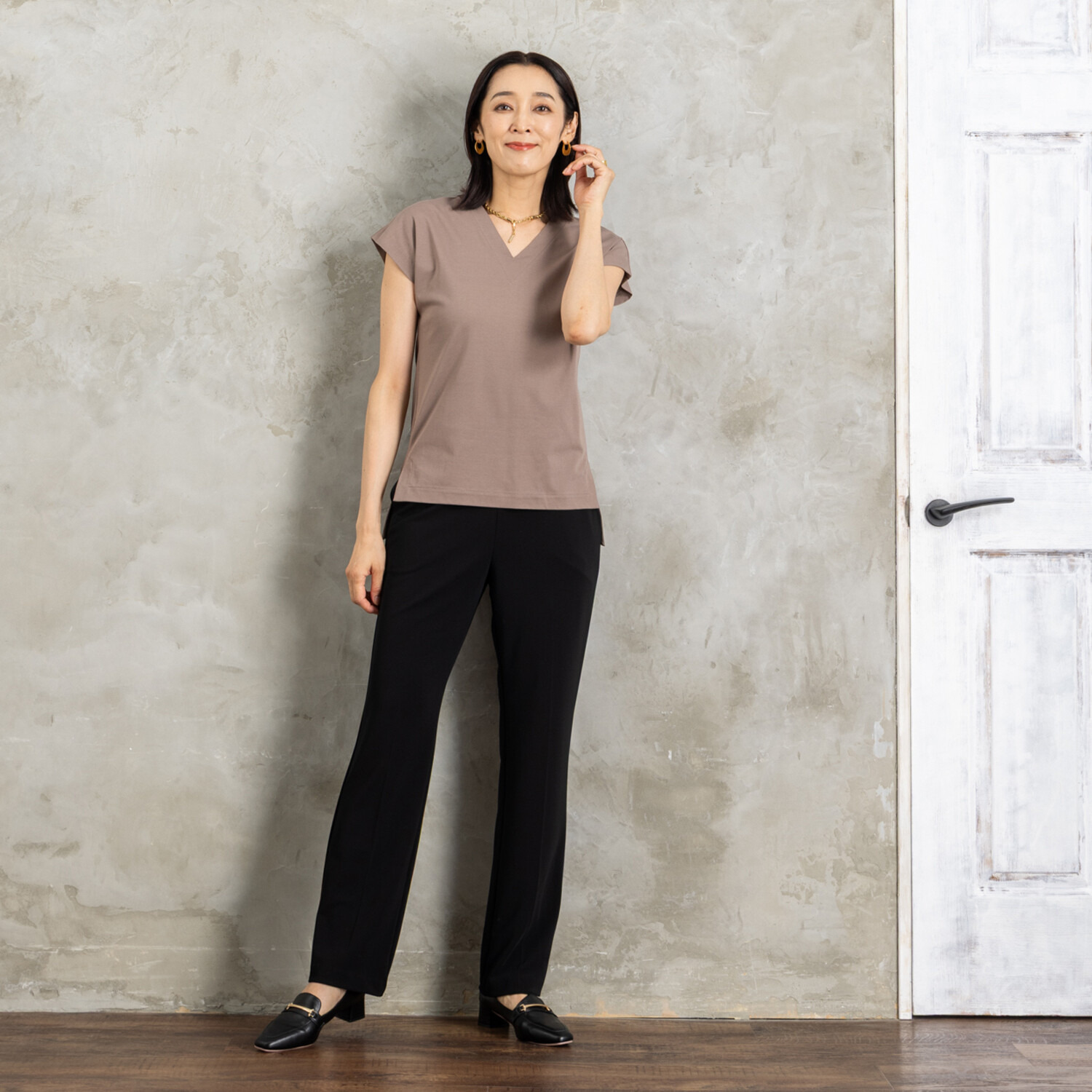 上質ごこち アルディナ とろみストレートパンツ ＜股下６６ｃｍ＞ 