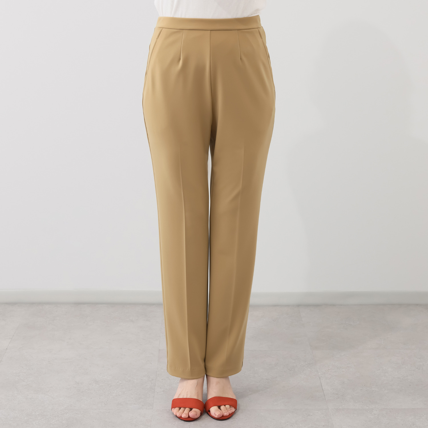 上質ごこち アルディナ とろみストレートパンツ ＜股下７４ｃｍ＞