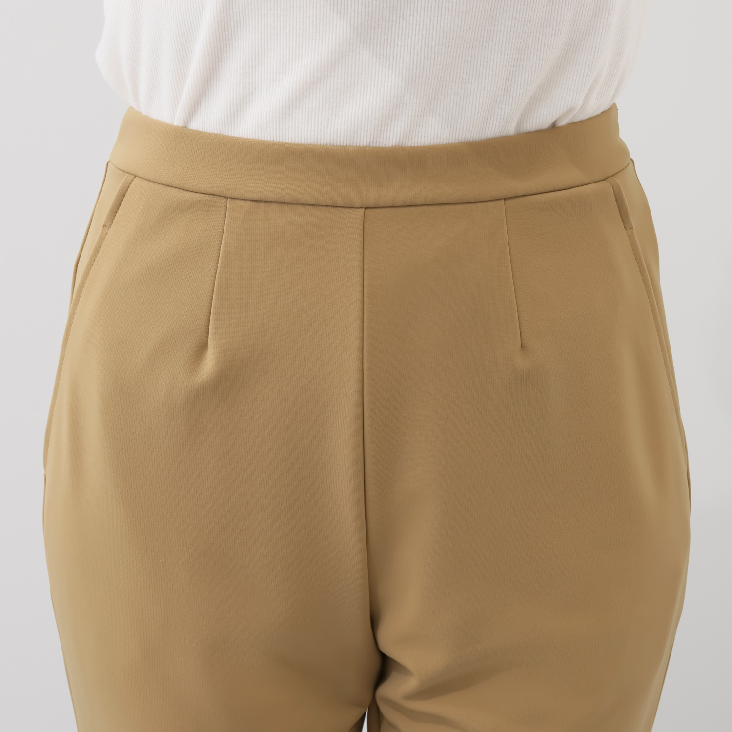 上質ごこち アルディナ とろみストレートパンツ ＜股下７４ｃｍ＞