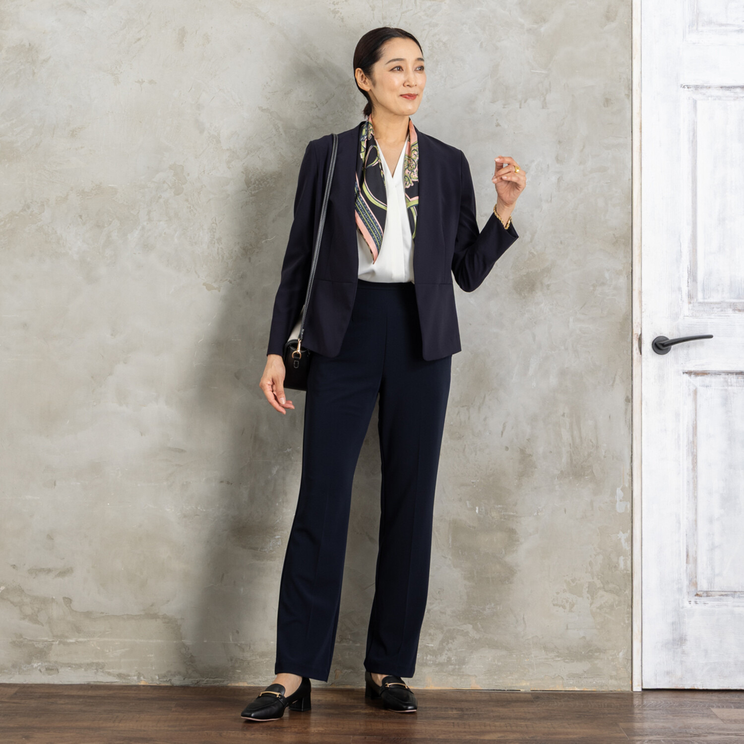 上質ごこち アルディナ とろみストレートパンツ ＜股下７４ｃｍ＞