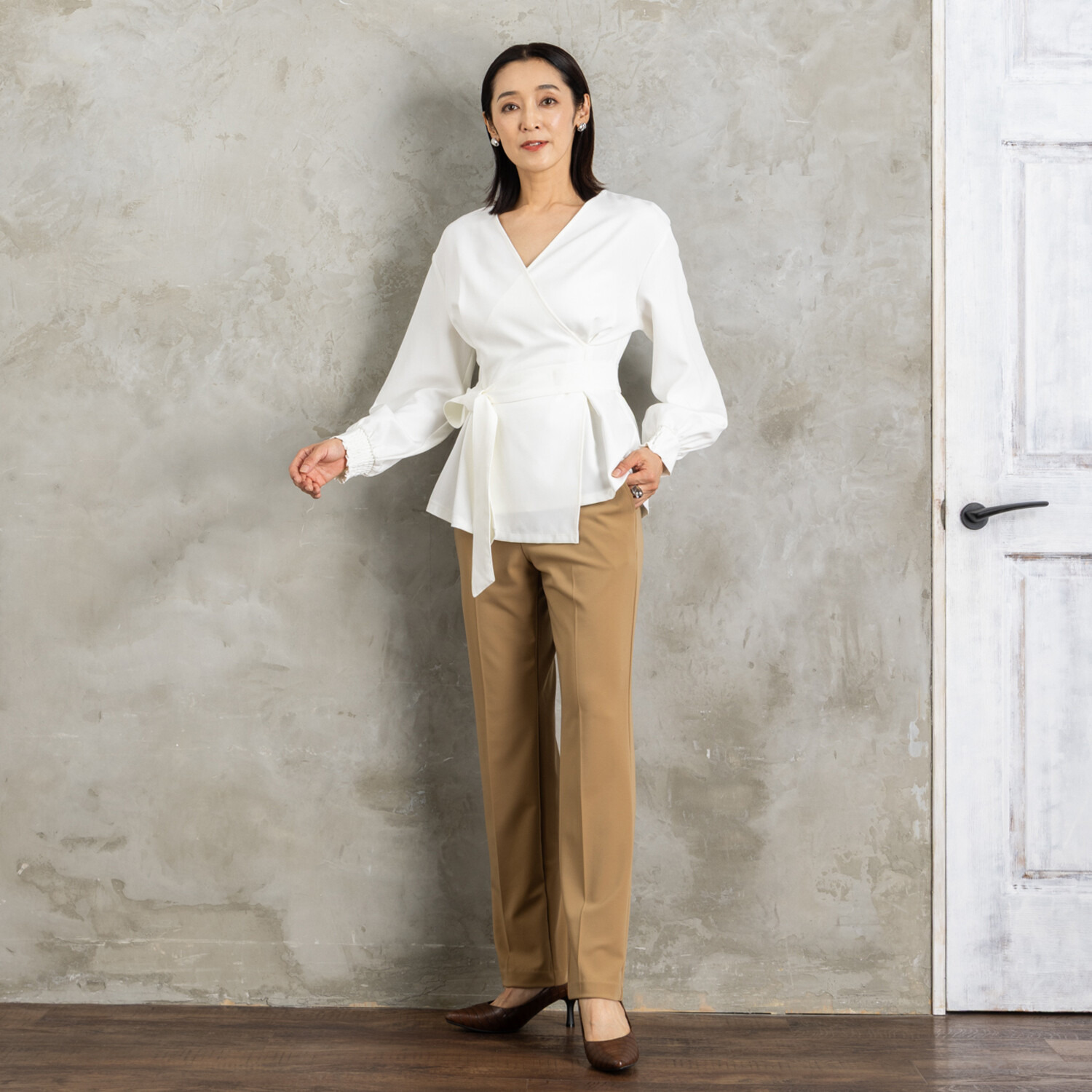 上質ごこち アルディナ とろみストレートパンツ ＜股下７４ｃｍ＞