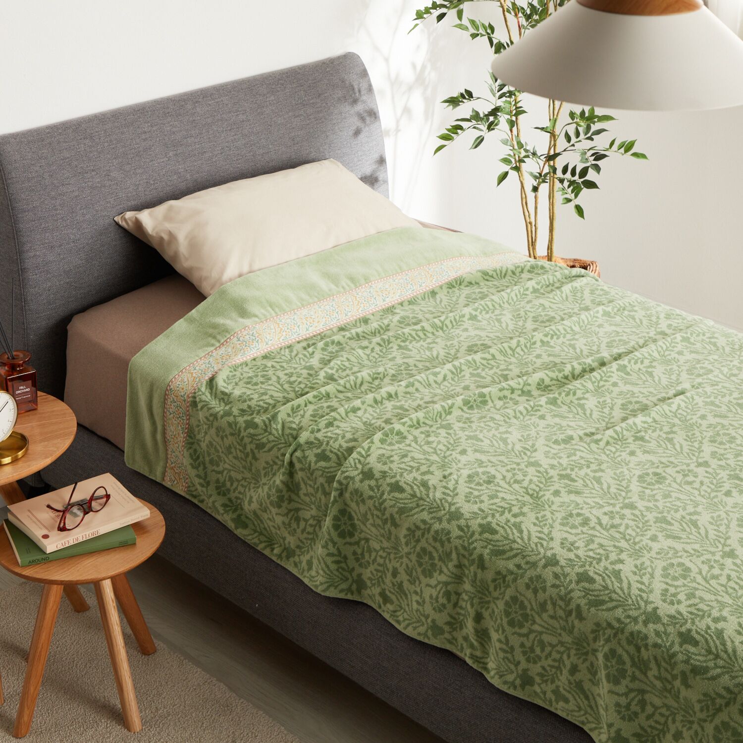 モリスギャラリー ベルフラワー コットンシャーリング リバーシブルタオルケット ＜シングル＞