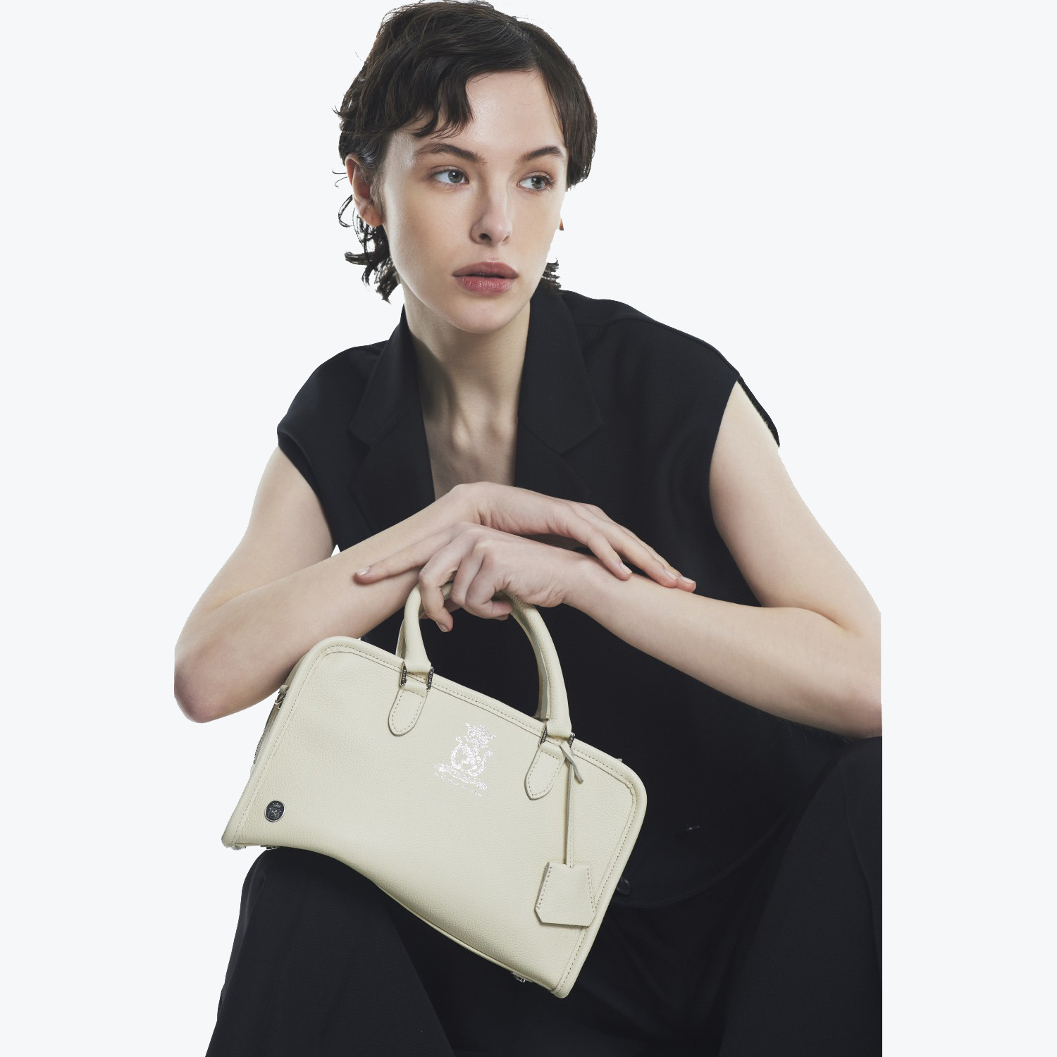 エーディーエムジェイ スパニッシュレザー スクエアボストンバッグ ＜Ｍ＞