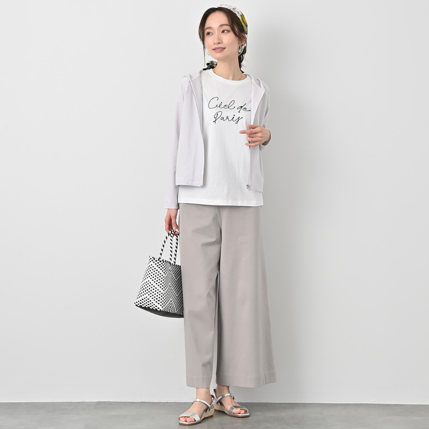 元町ゼラール エグゼクティブ ジャージー素材使用 セミフレアーパンツ