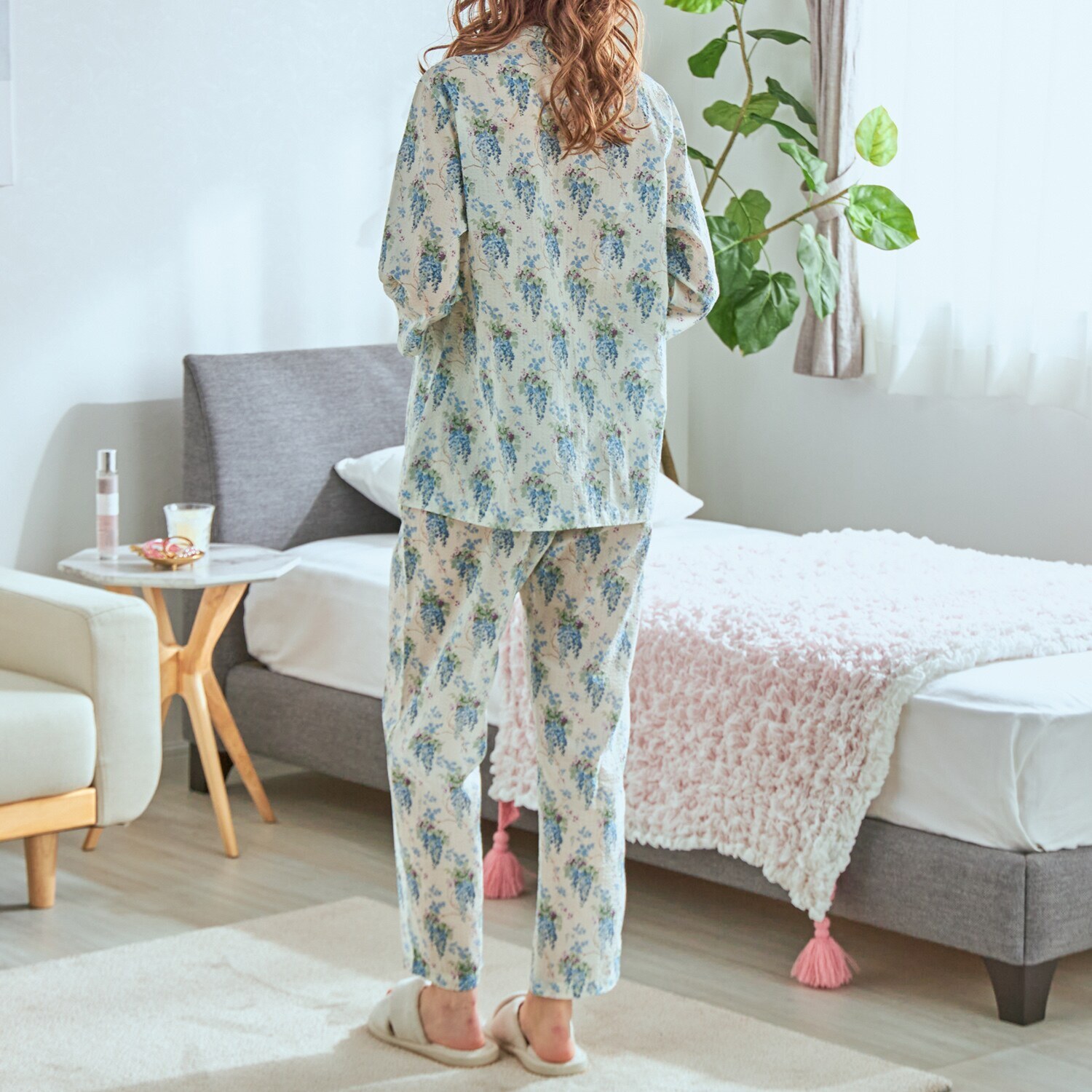 ローラアシュレイ コットン１００％ ローンリップル パジャマ ウィステリア柄