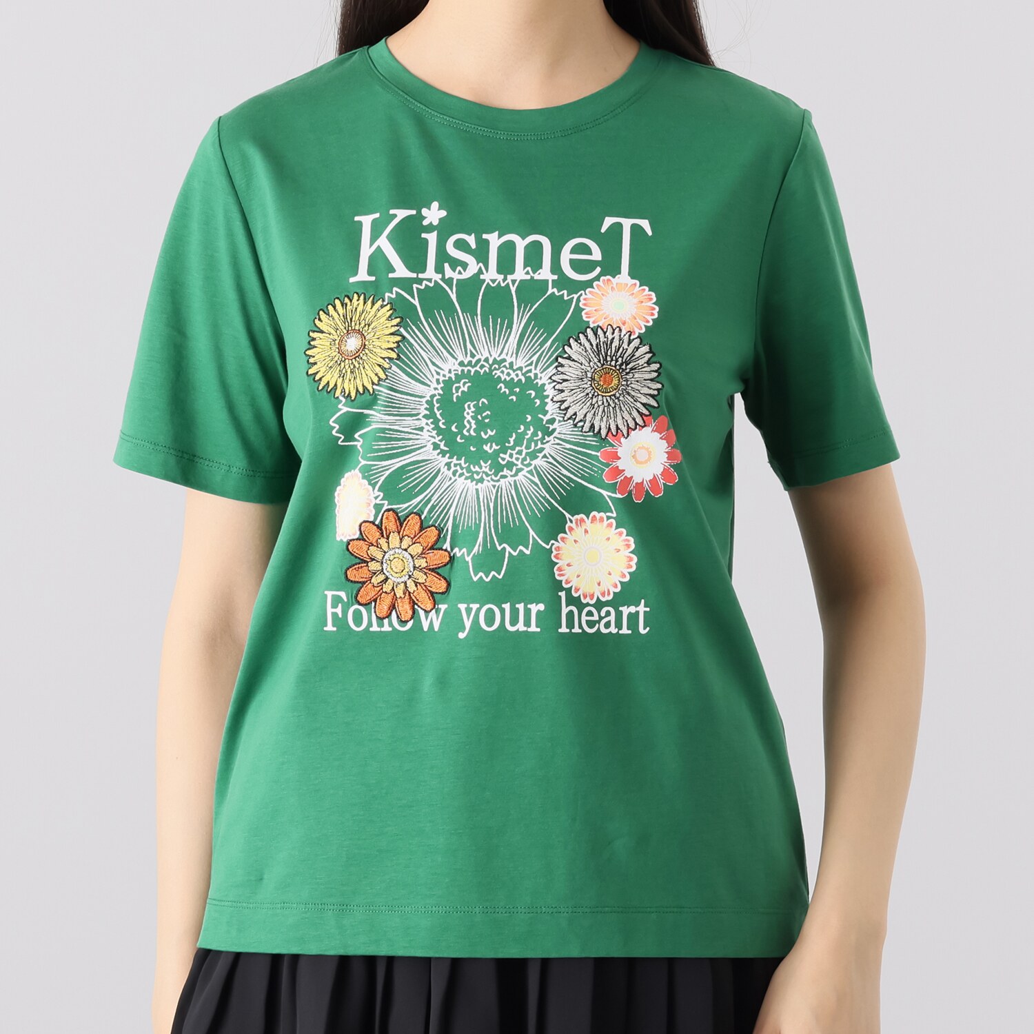 エン プリント＆ 刺しゅうアクセント プルオーバー