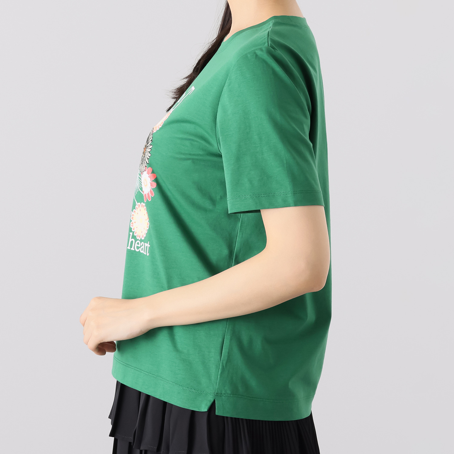 エン プリント＆ 刺しゅうアクセント プルオーバー