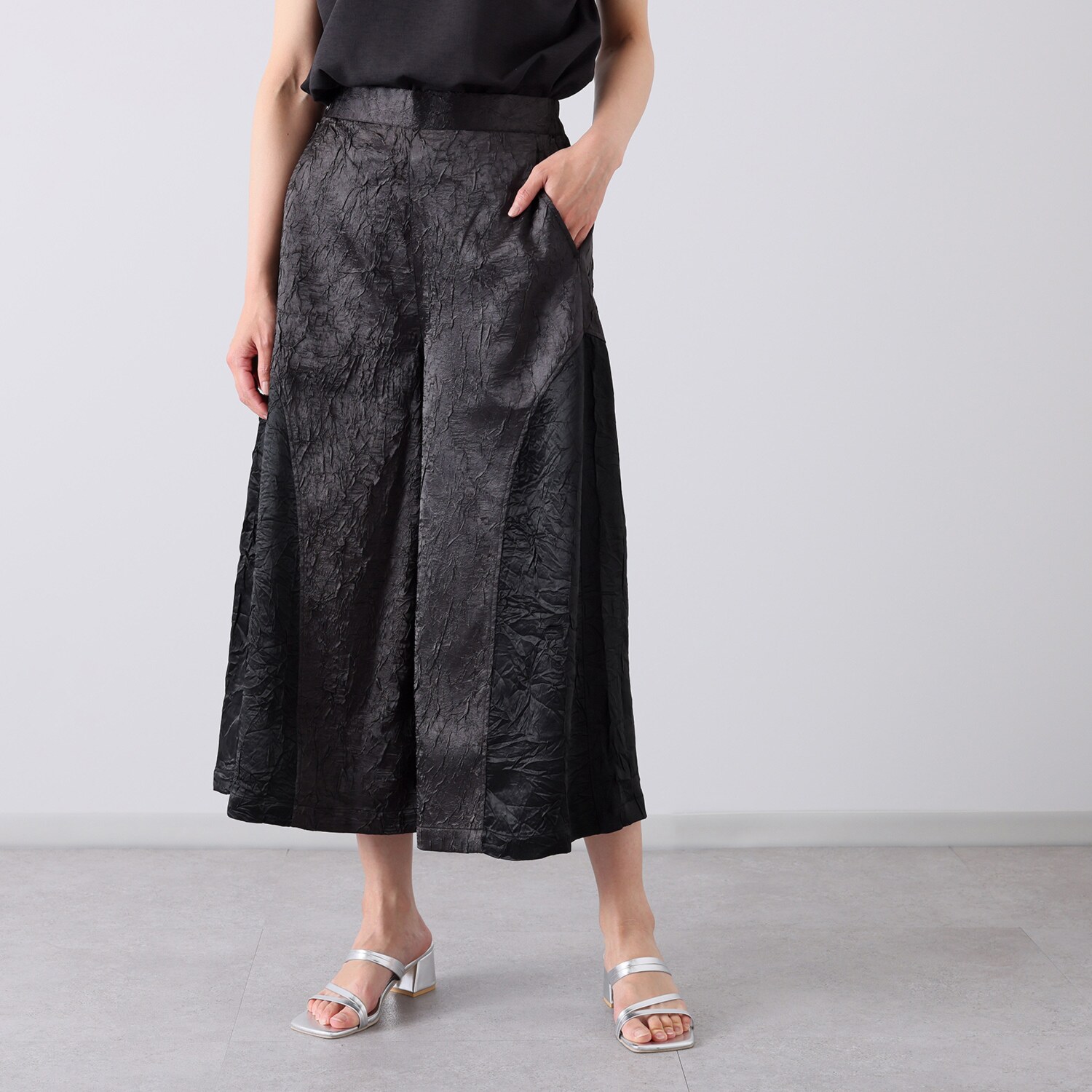 ソソビヨリ ボリューム スカート風パンツ