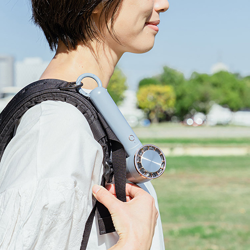 ライフオンプロダクツ ペルチェ冷却機能 ハンディファン カラビナ付 ＬＣＡＦ００４