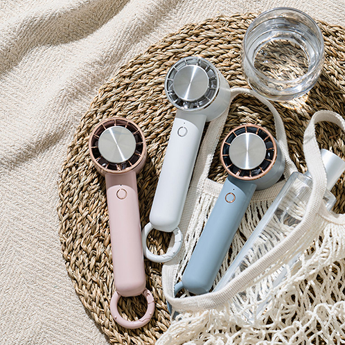 ライフオンプロダクツ ペルチェ冷却機能 ハンディファン カラビナ付 ＬＣＡＦ００４