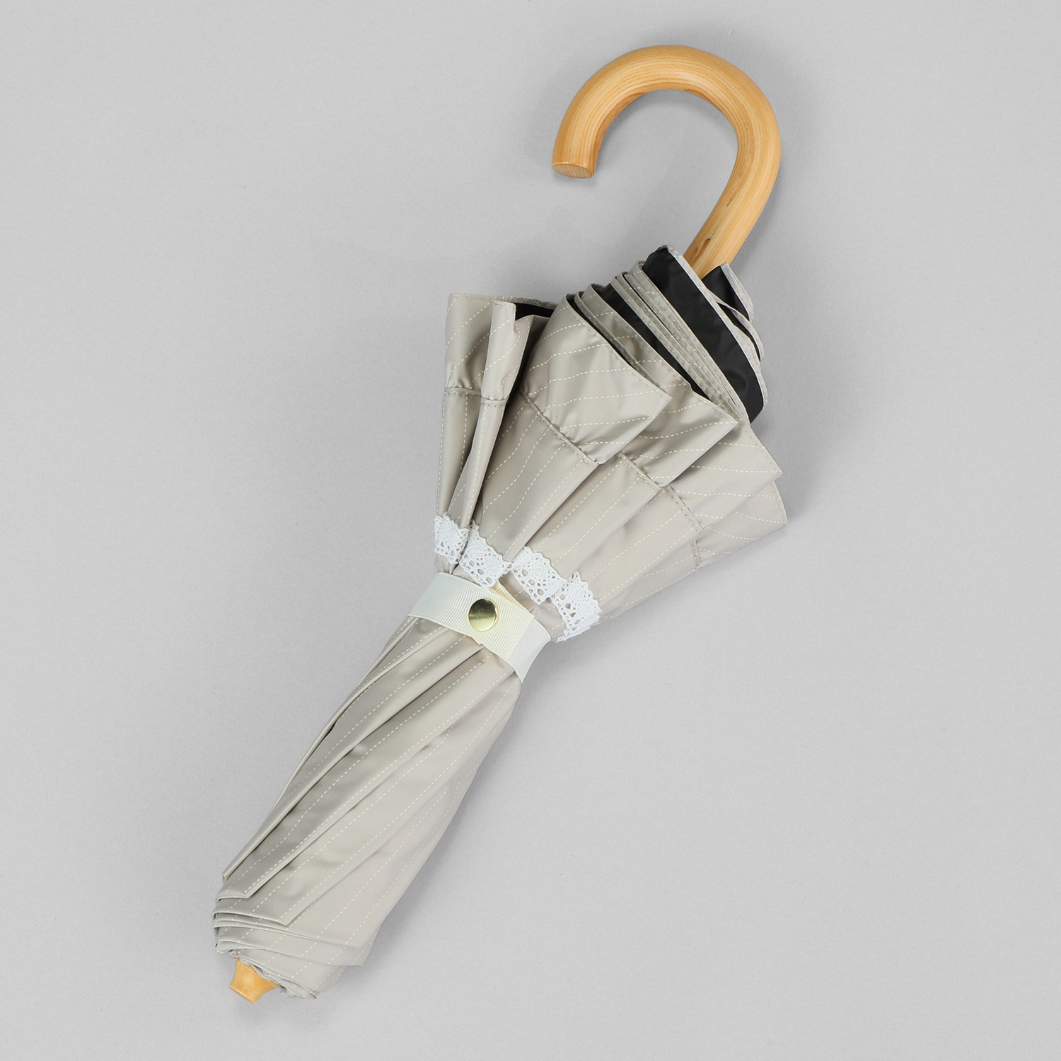 センテリオ ストライプ フリルアクセント 晴雨兼用 折りたたみ日傘