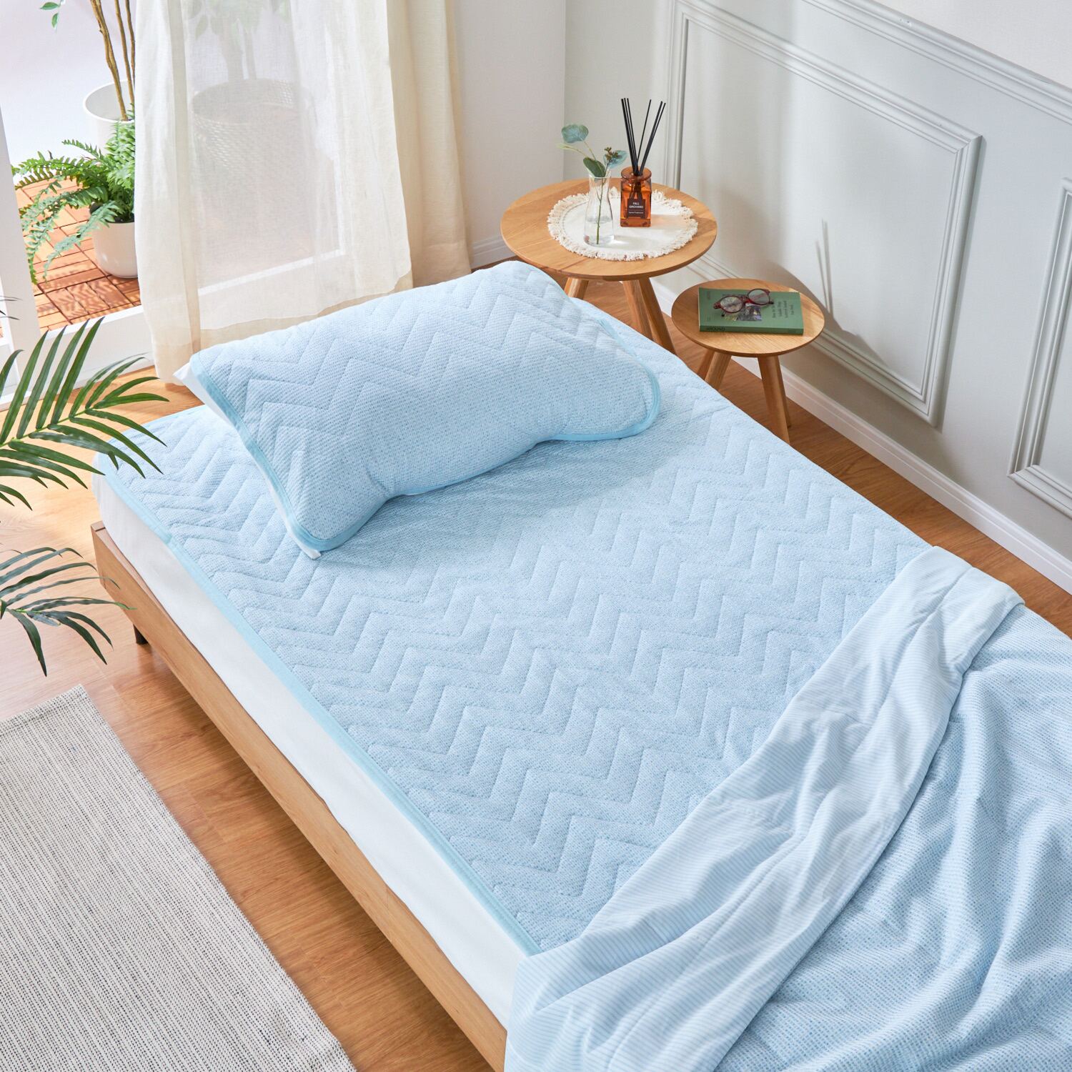 ｎｉｓｈｉｋａｗａ　西川 ドライ＆クール　抗菌 リバーシブル敷きパッド ＜セミダブル＞