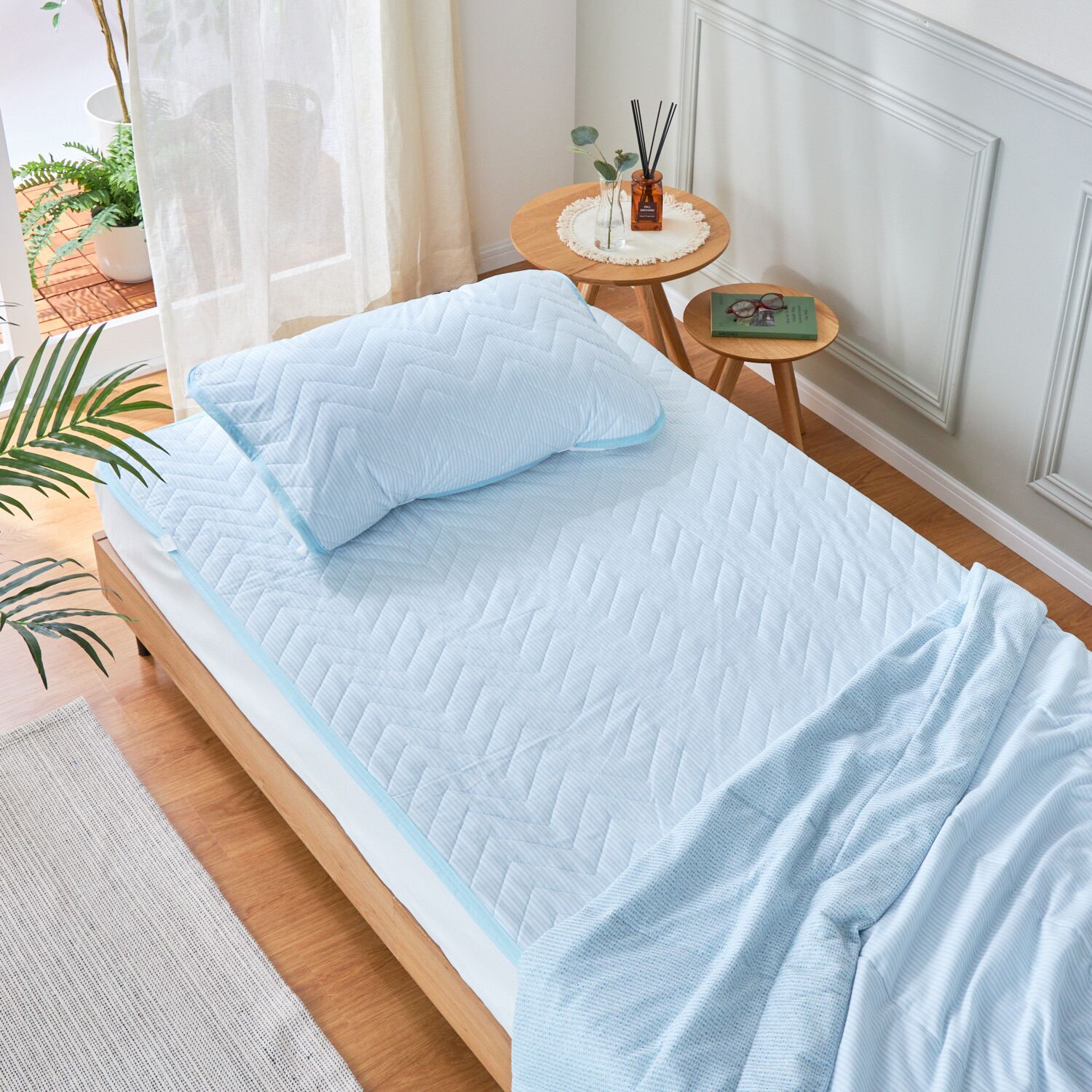 ｎｉｓｈｉｋａｗａ　西川 ドライ＆クール　抗菌 リバーシブル敷きパッド ＜セミダブル＞