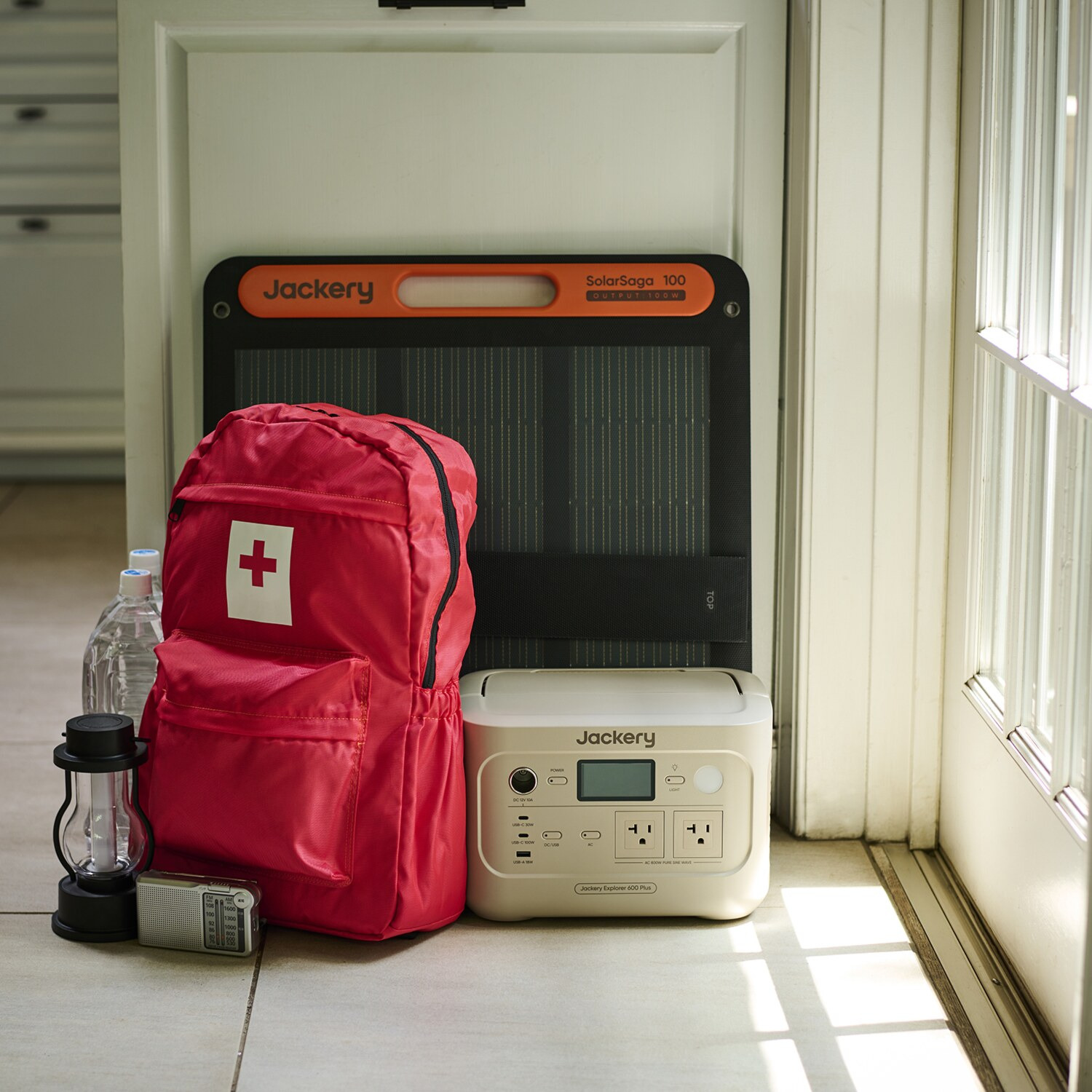 ジャクリ アウトドアや防災対策に！ ポータブル電源 ６００プラス ＪＥ−６００Ｃ