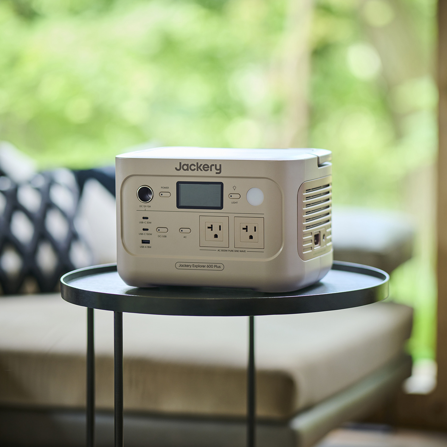 ジャクリ アウトドアや防災対策に！ ポータブル電源 ６００プラス ＪＥ−６００Ｃ