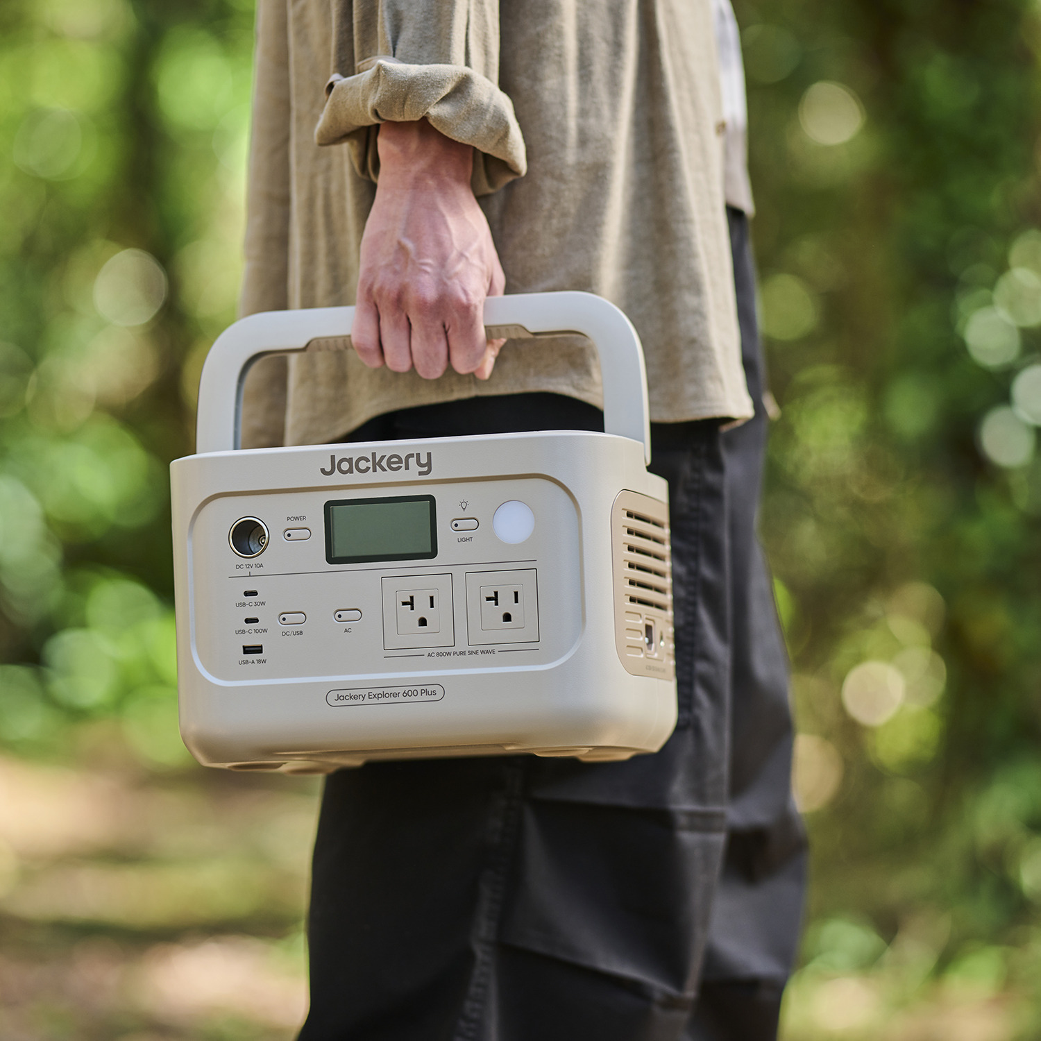 ジャクリ アウトドアや防災対策に！ ポータブル電源 ６００プラス ＪＥ−６００Ｃ