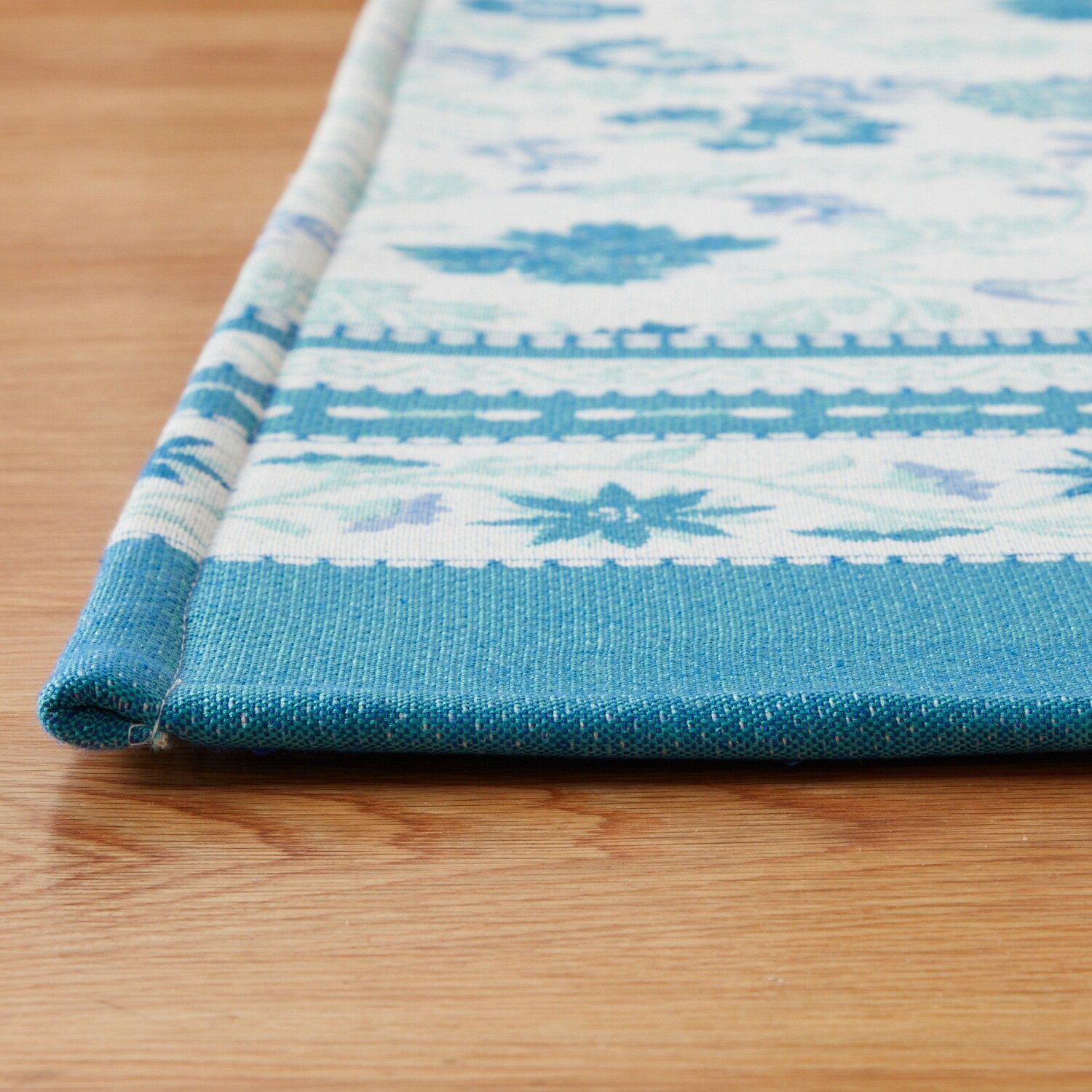 イケヒコ さらっと爽やか ジャガード織 除湿・消臭ラグ ＜１３０×１８０ｃｍ＞