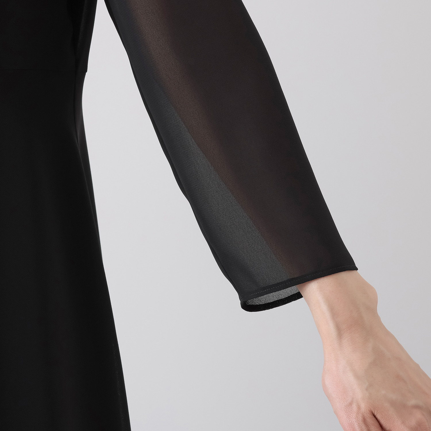 ニュイ ブラックフォーマル 収納袋付 洗濯機で洗える！ シフォンワンピース