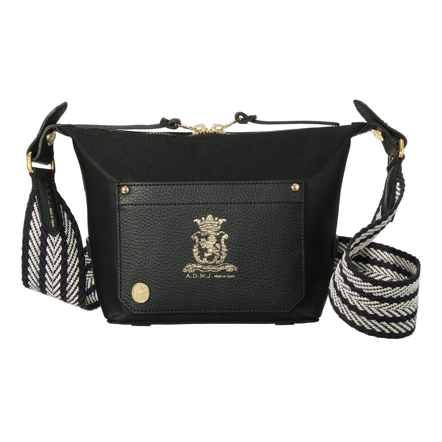 エーディーエムジェイ ナイロン マーキスアクセント クロスボディバッグ