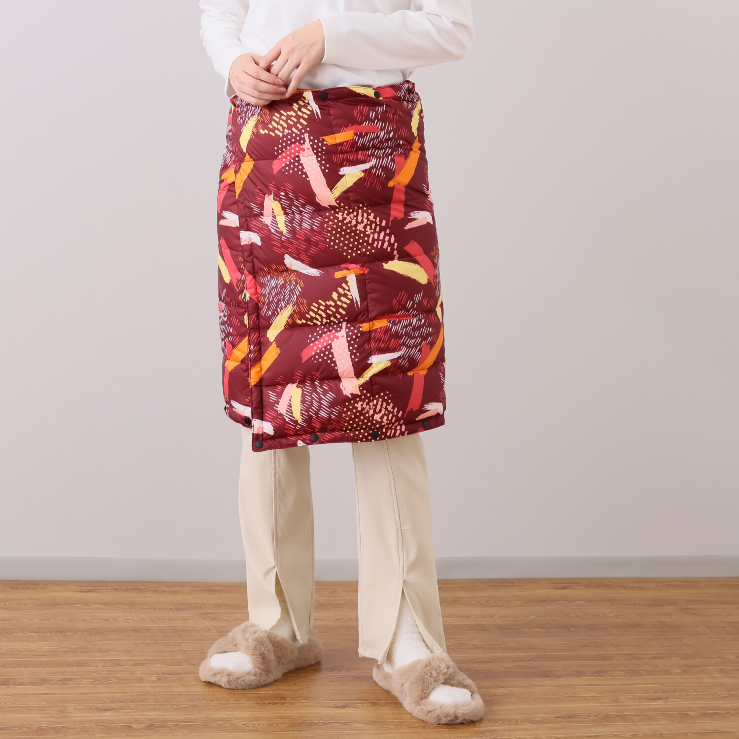 モリリン 軽くてあったか ホワイトダックダウン ひざ掛けにもなる 羽毛ラップスカート