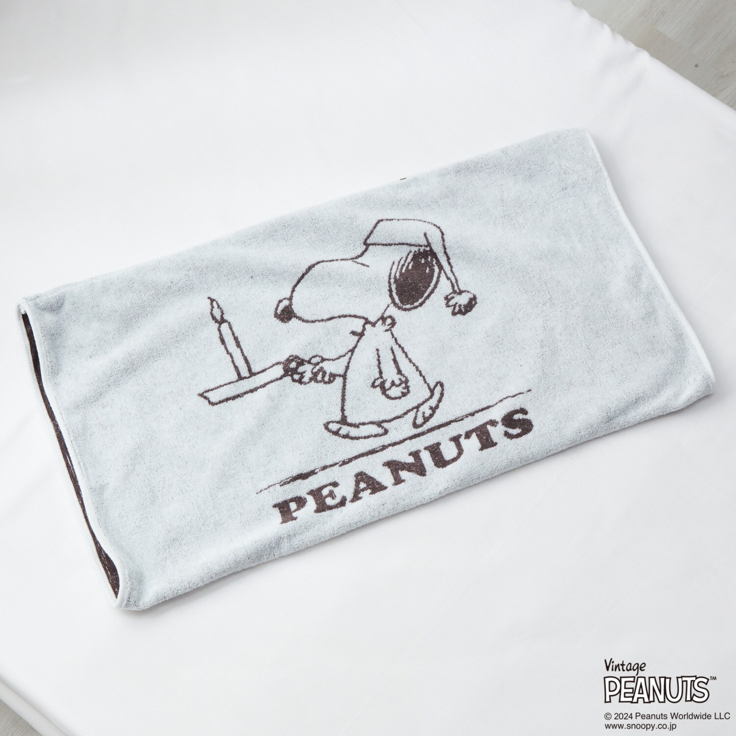 スヌーピー ＭＯＲＥ　ＳＬＥＥＰ ＰＥＡＮＵＴＳ 抗菌 のびのびタオル ピローケース２枚組