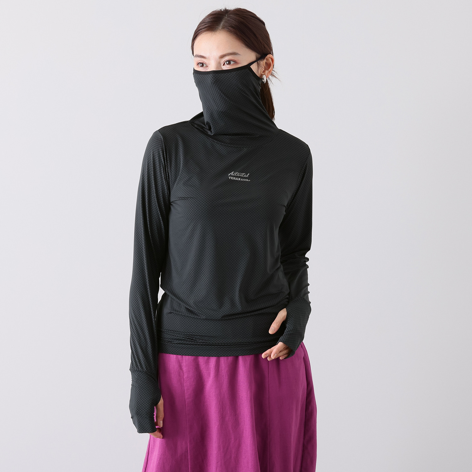 アクティバイタルライフ 着て暑さ対策！ 衣類内の気候の 快適化を目指した フェイスガード付 冷感ウェア