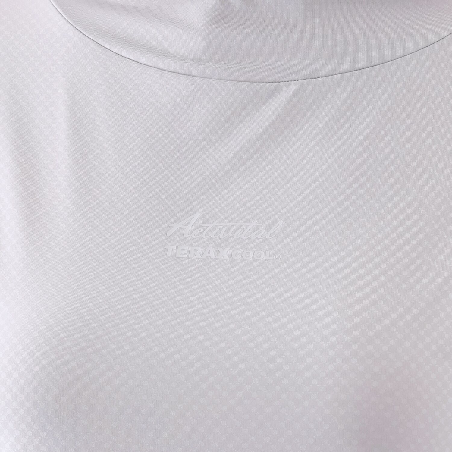 アクティバイタルライフ 着て暑さ対策！ 衣類内の気候の 快適化を目指した フェイスガード付 冷感ウェア