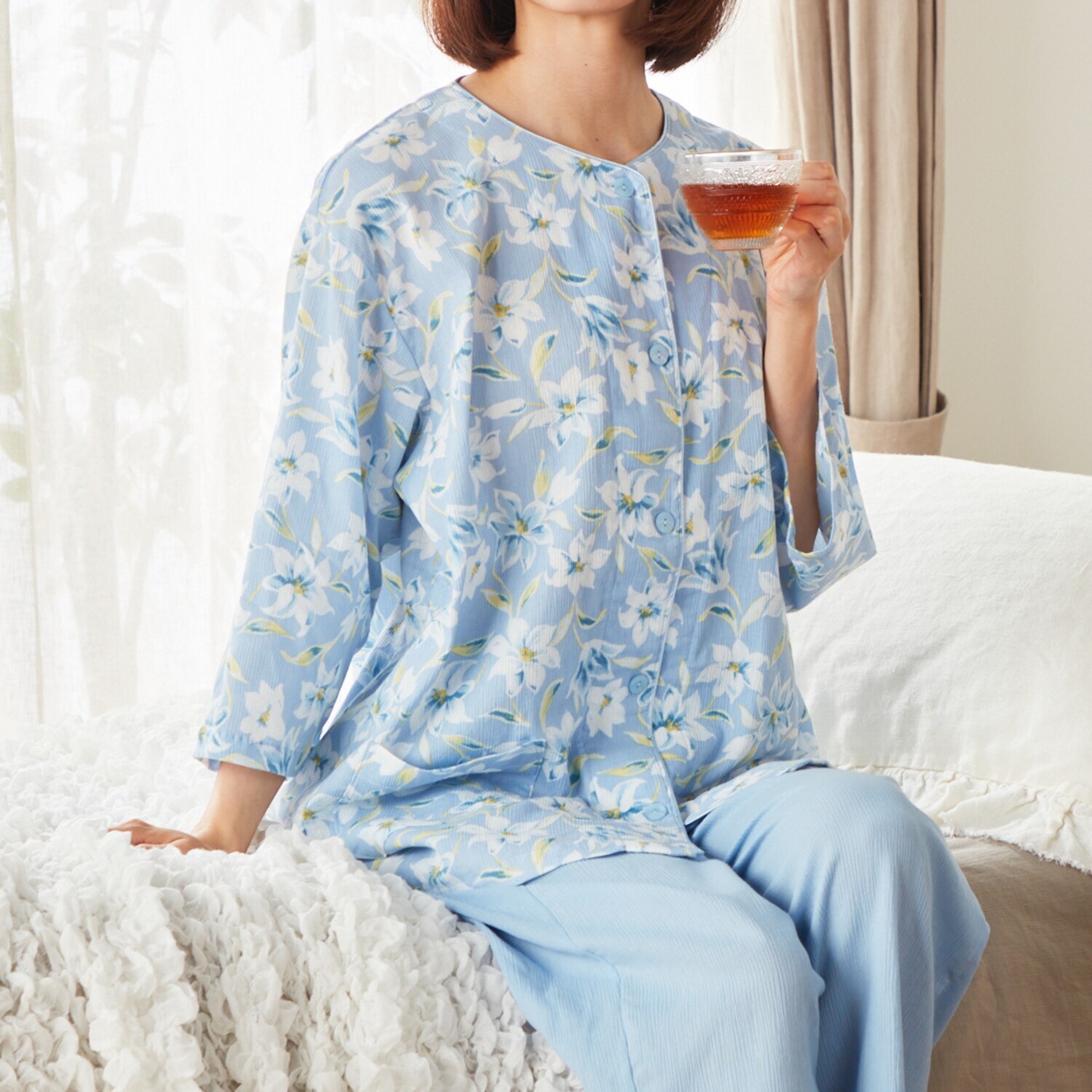 ＷＩＮＤ 高島ちぢみ ストレッチ楊柳 ユリ柄パジャマ