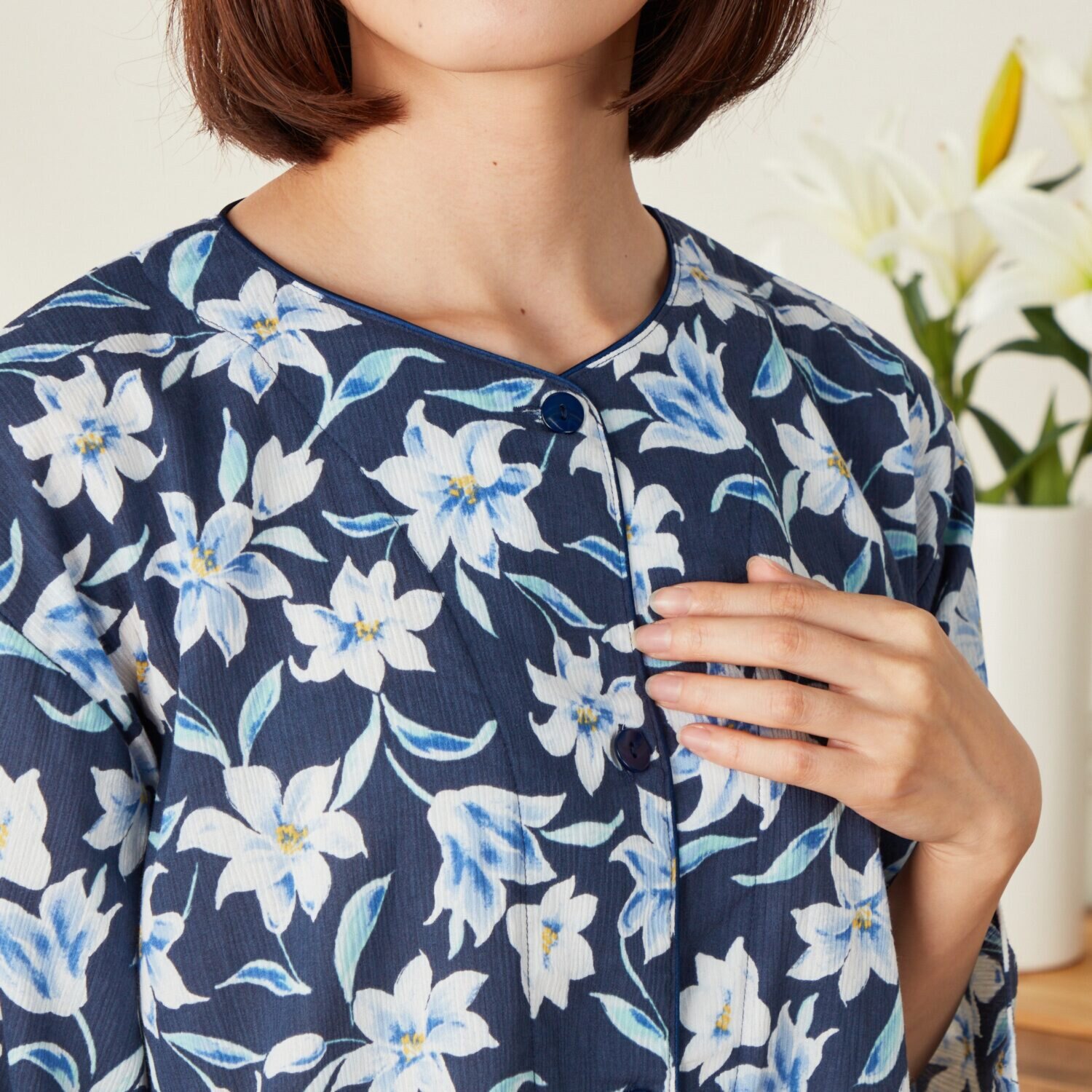 ＷＩＮＤ 高島ちぢみ ストレッチ楊柳 ユリ柄パジャマ