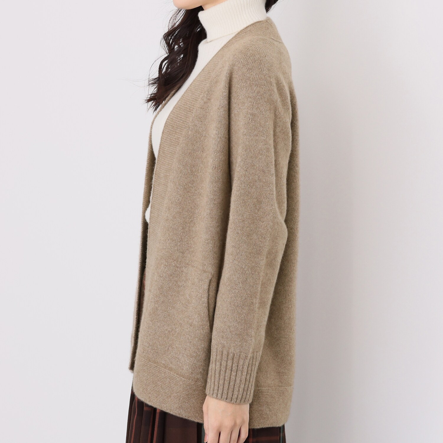 ルーエン　ローズ 日本製 内モンゴル産 カシミヤ１００％ Ｖネック トッパーカーディガン