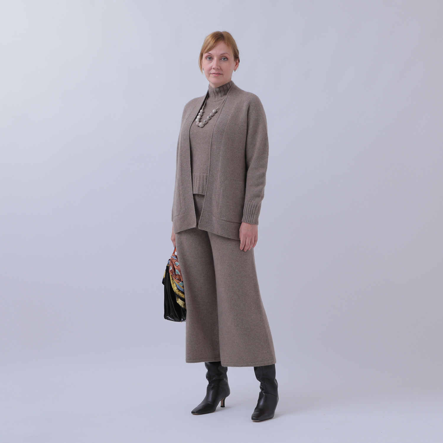 ルーエン　ローズ 日本製 内モンゴル産 カシミヤ１００％ Ｖネック トッパーカーディガン