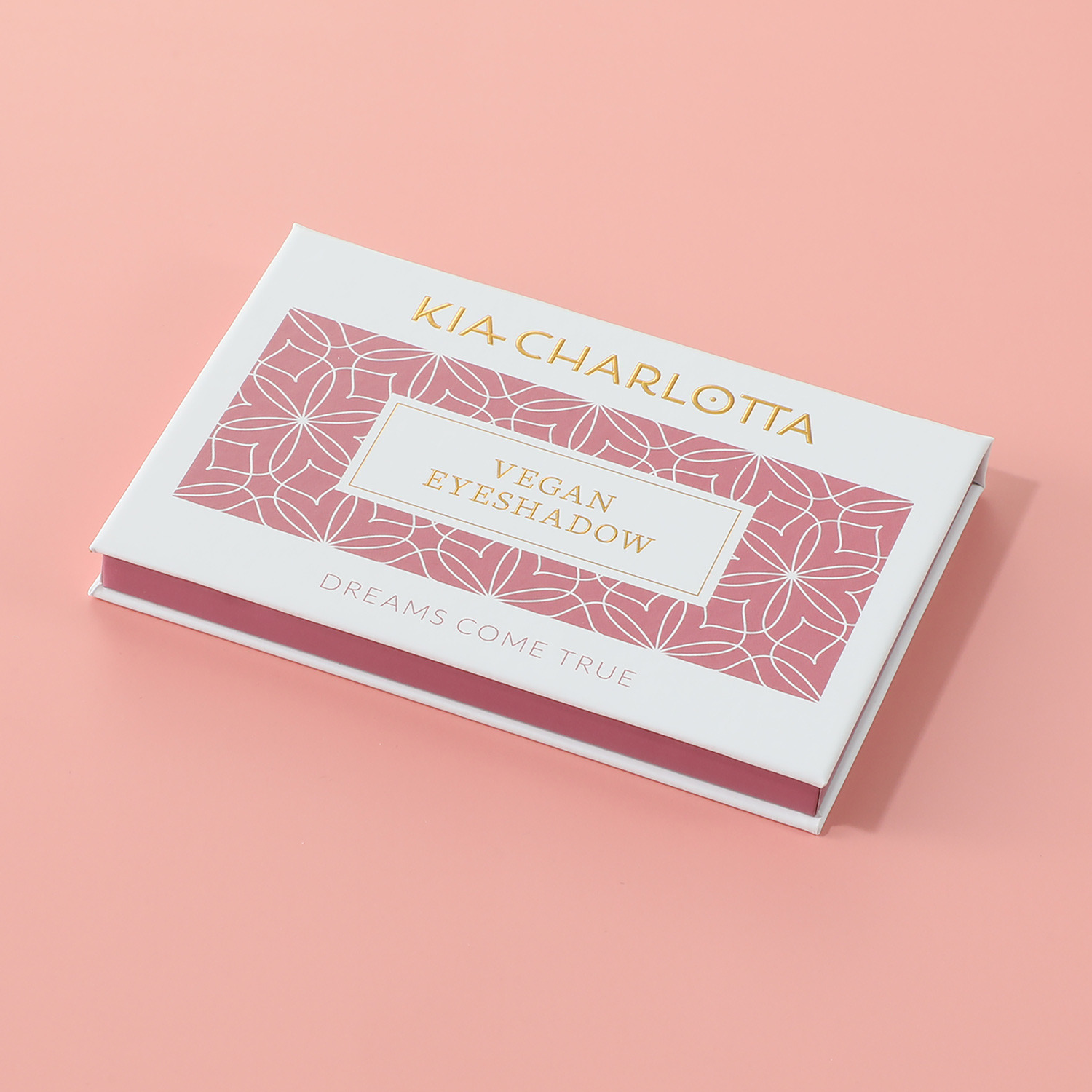 キアシャルロッタ ドイツ発プロ御用達メイク １品５役！５色入りマルチ カラーメイクパレット ヴィーガン　アイシャドウ “ＤＲＥＡＭＳ 　ＣＯＭＥ　ＴＲＵＥ” デビュー特別セット