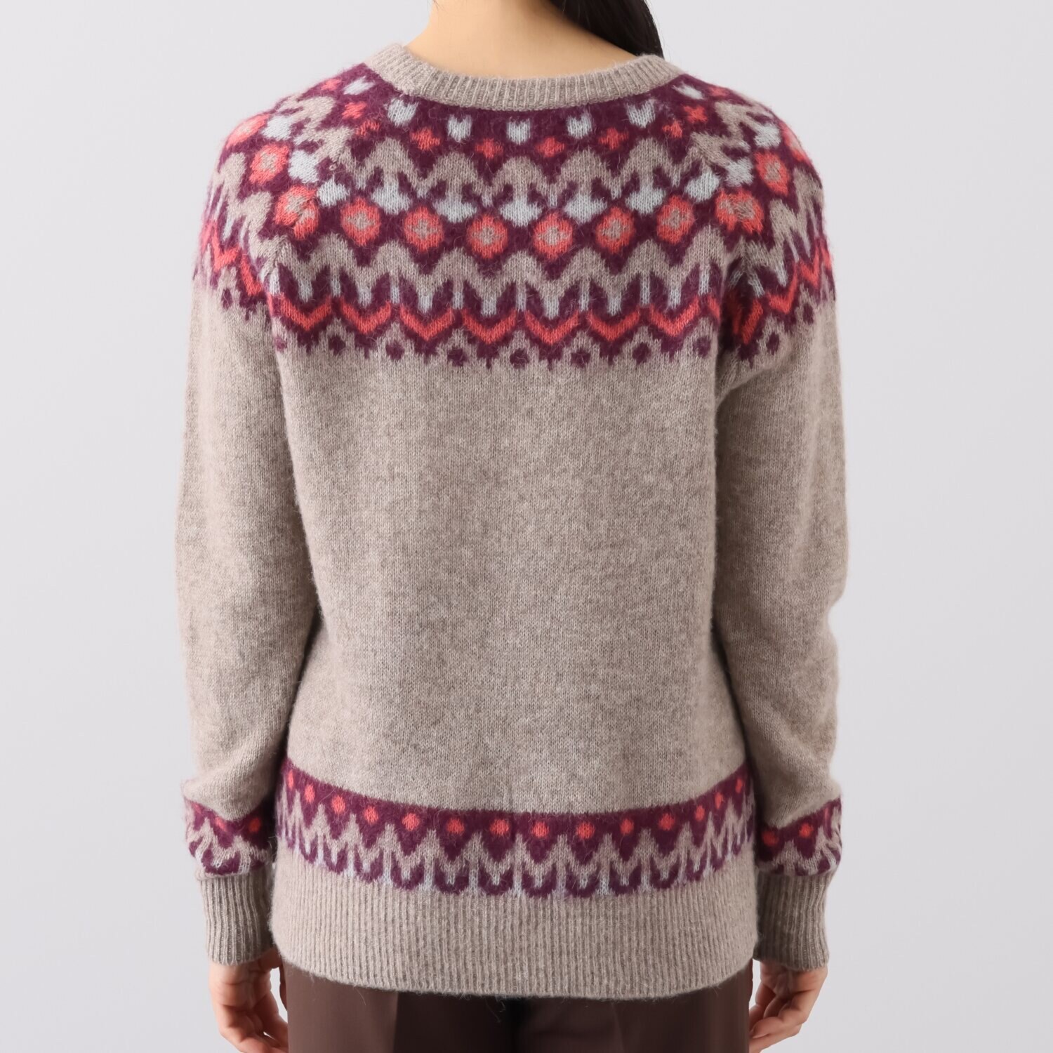 ソアージュ ロイヤルベビーアルパカ１００％ ジャガードニット 配色ノルディック柄 セーター